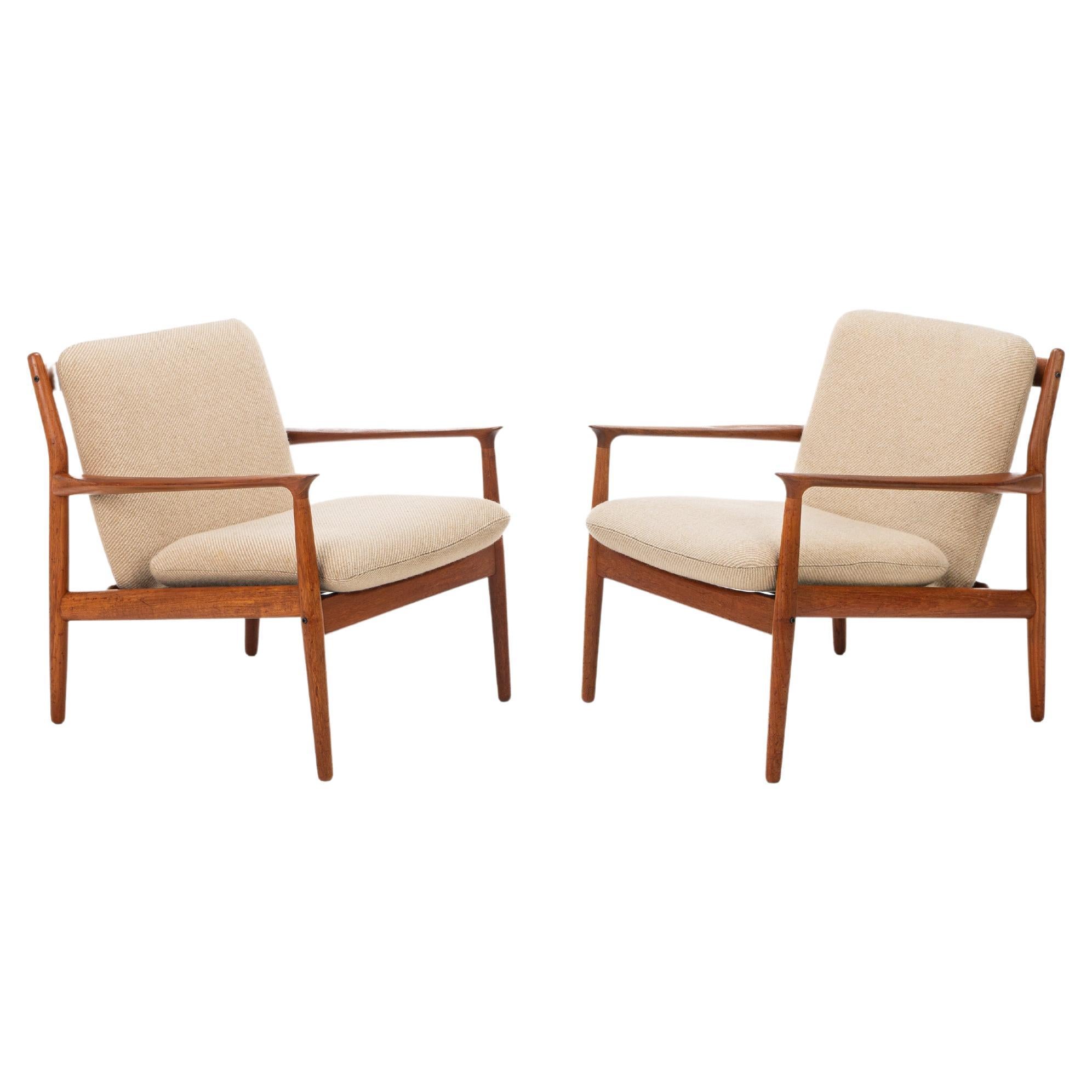 Gj Chair