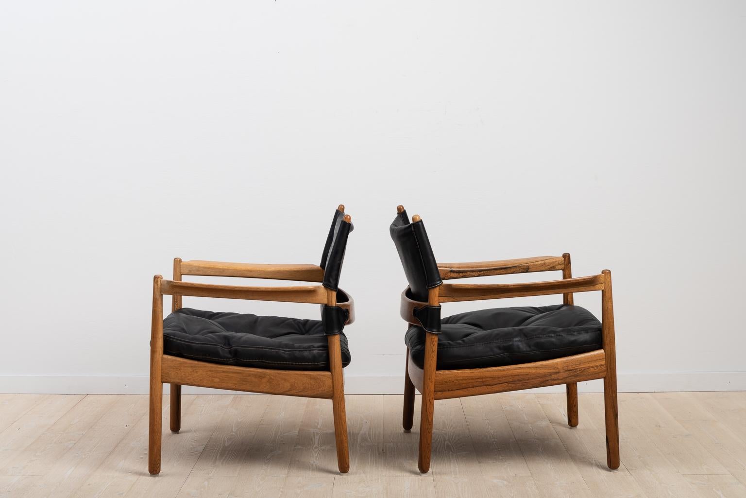 Mid-Century Modern Pair of Easy Chairs by Gunnar Myrstrand