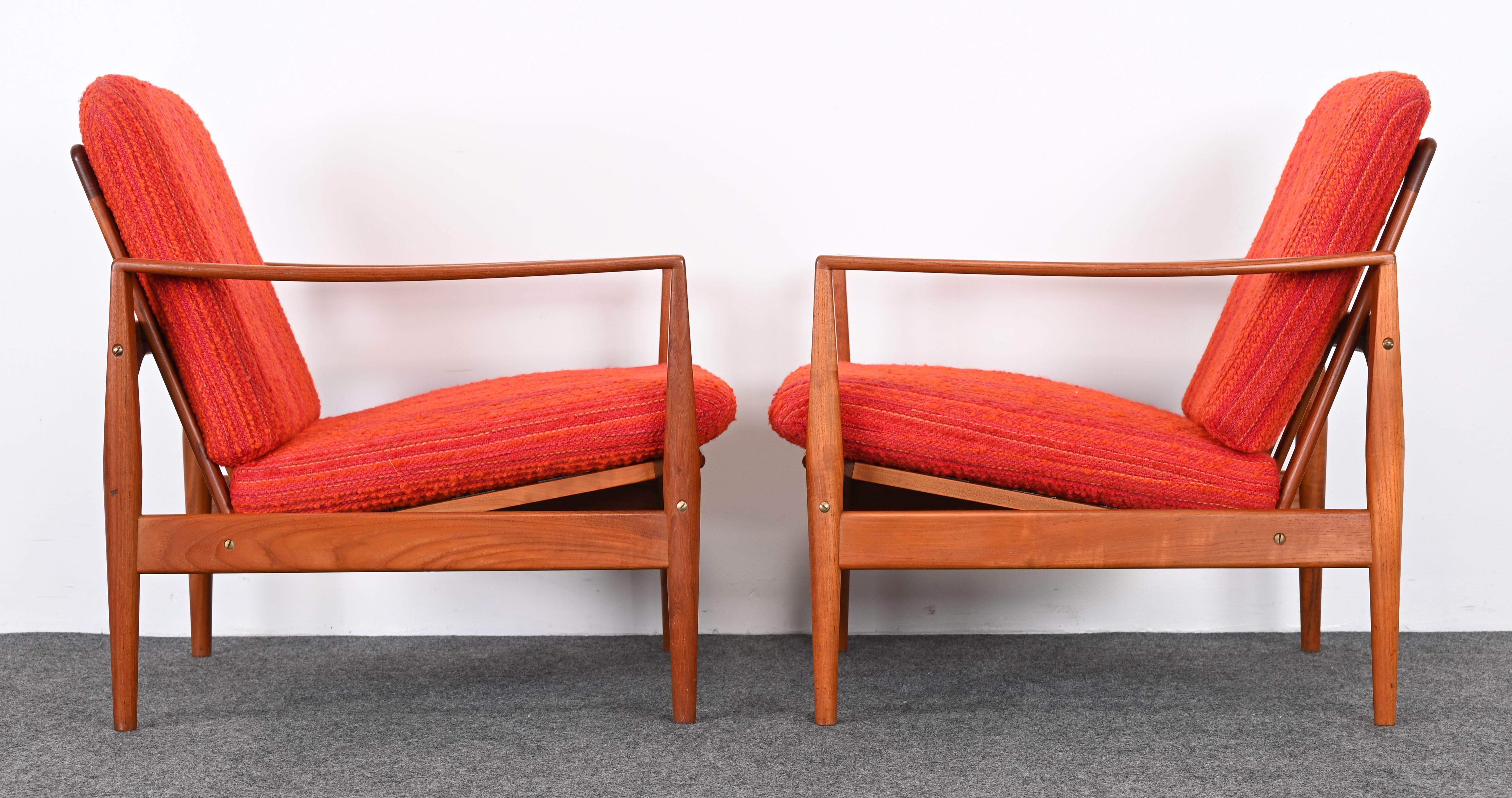 Pair of Easy Chairs by Illum Wikkelso for Niels Eilersen, Denmark, 1960s 6