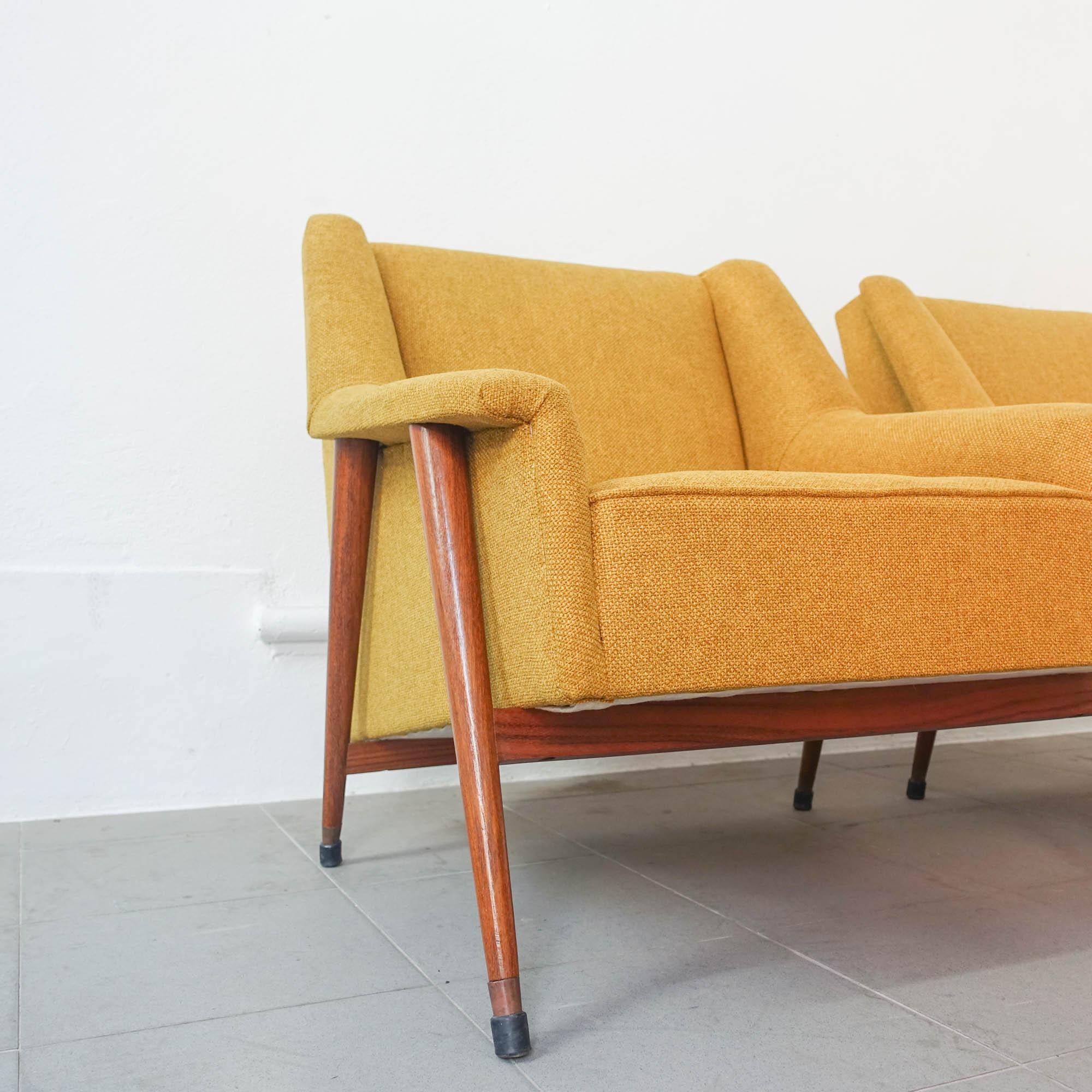 Pair of Easy Chairs, by José Espinho for Olaio, 1959 For Sale 3