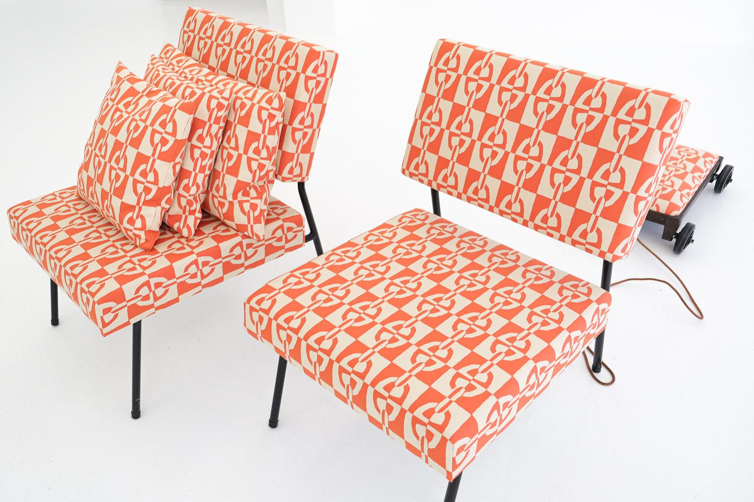 Métal Paire de fauteuils de Paul Geoffroy pour Airborne, avec tissus Hermès, années 1950 en vente
