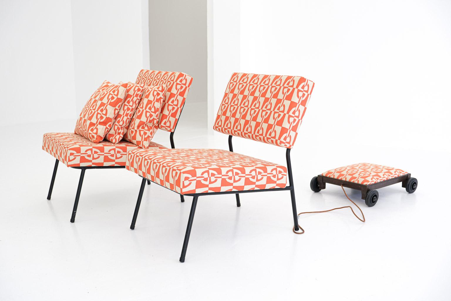 Paire de fauteuils de Paul Geoffroy pour Airborne, avec tissus Hermès, années 1950 en vente 1