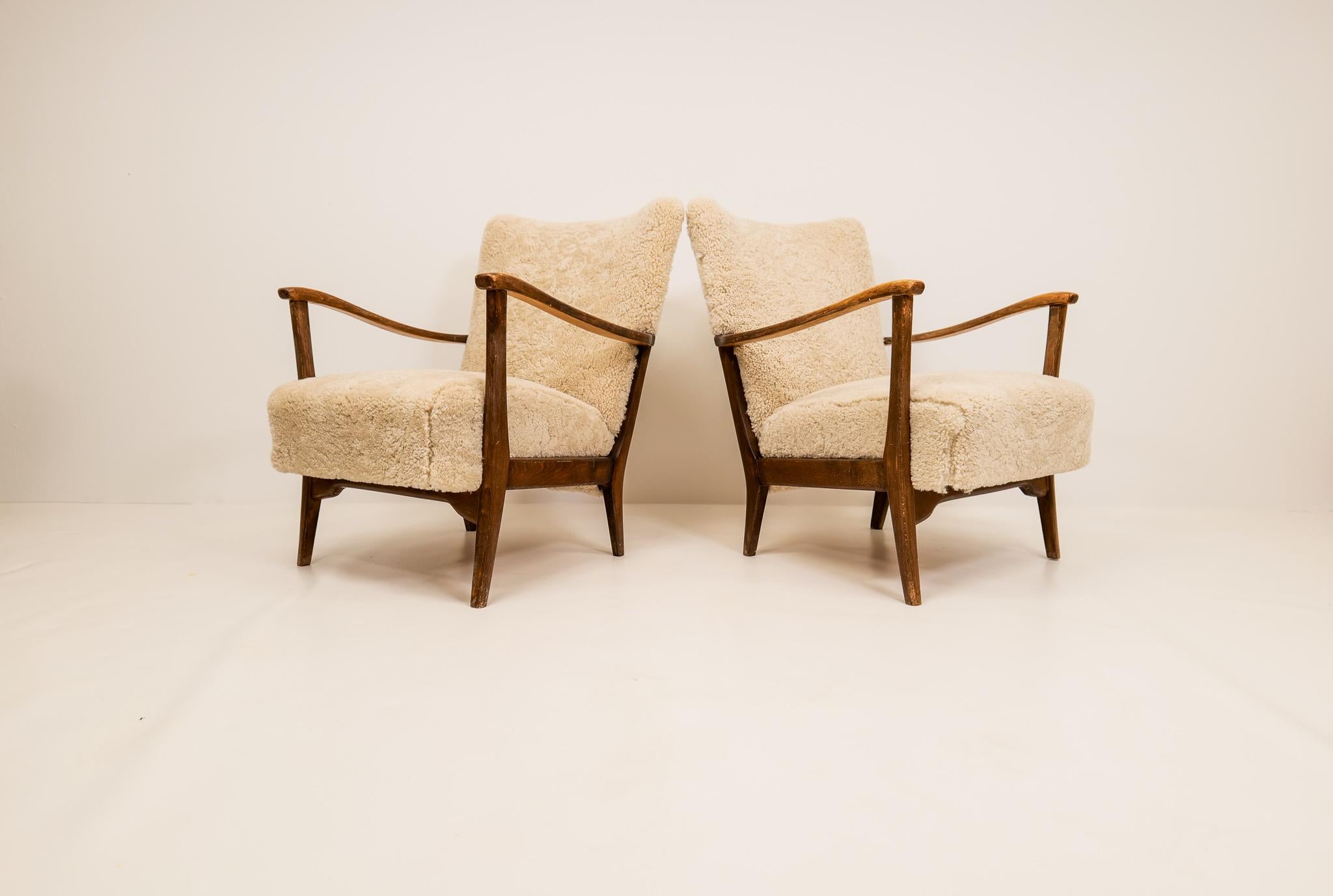 Mid-Century Modern Pair of Easy Chairs DUX in Sheepskin, Sweden, 1950s