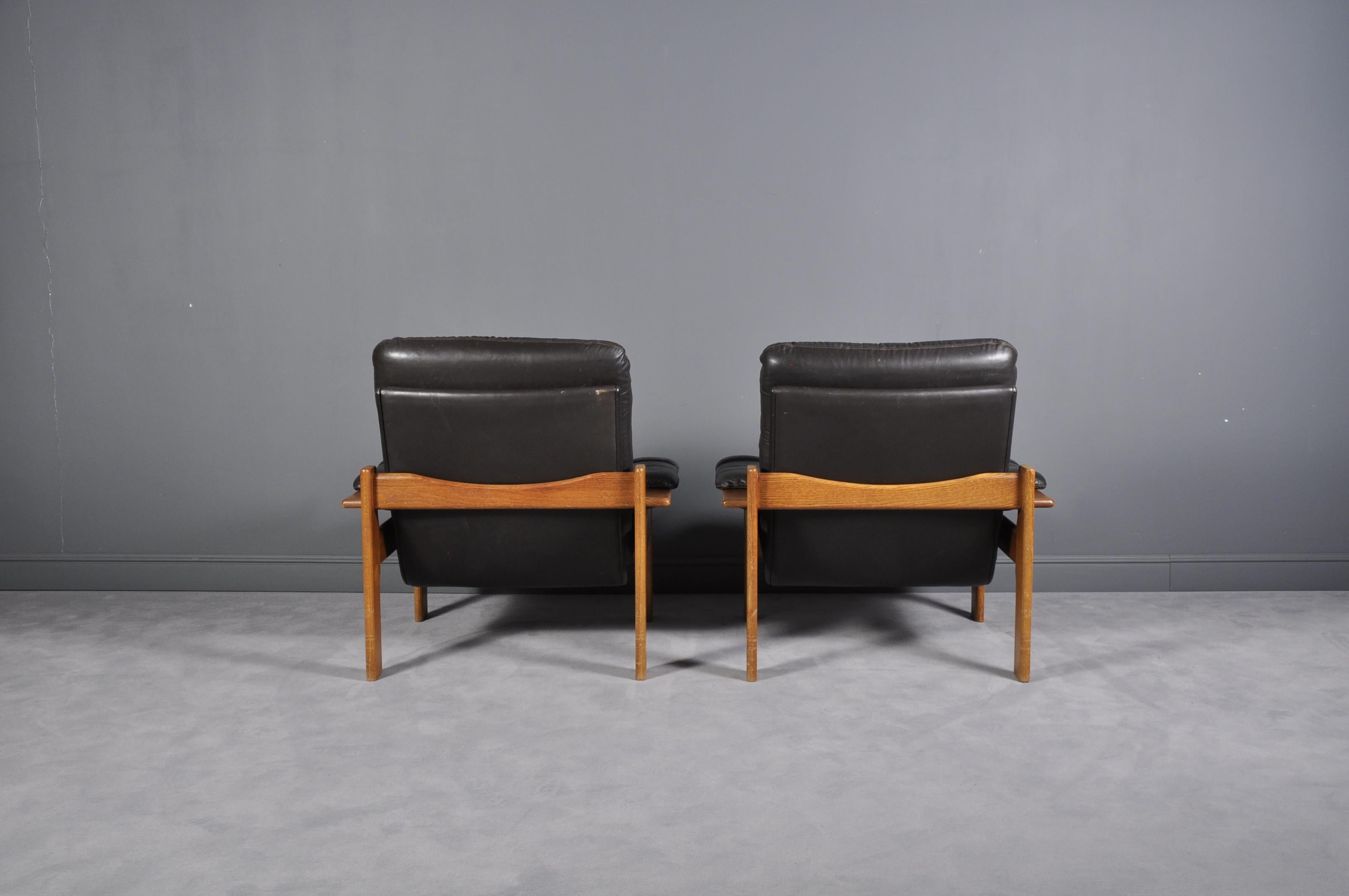 Danish Pair of Easy Chairs in Black Leather and Teak, Denmark, 1960s