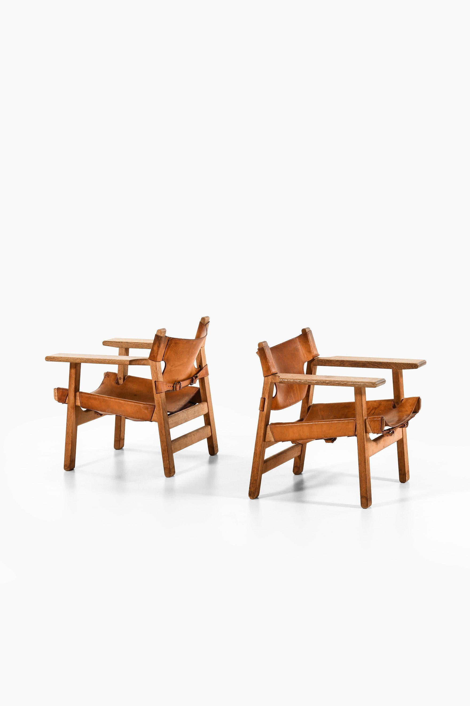 Paire de fauteuils en Oak et cuir Brown Cognac par Børge Mogensen, années 1950 Bon état - En vente à Limhamn, Skåne län