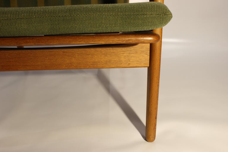 Mid-20th Century Pair of Easy Chairs in Oak, Model J55, by Poul M. Volther for FDB, 1961 For Sale