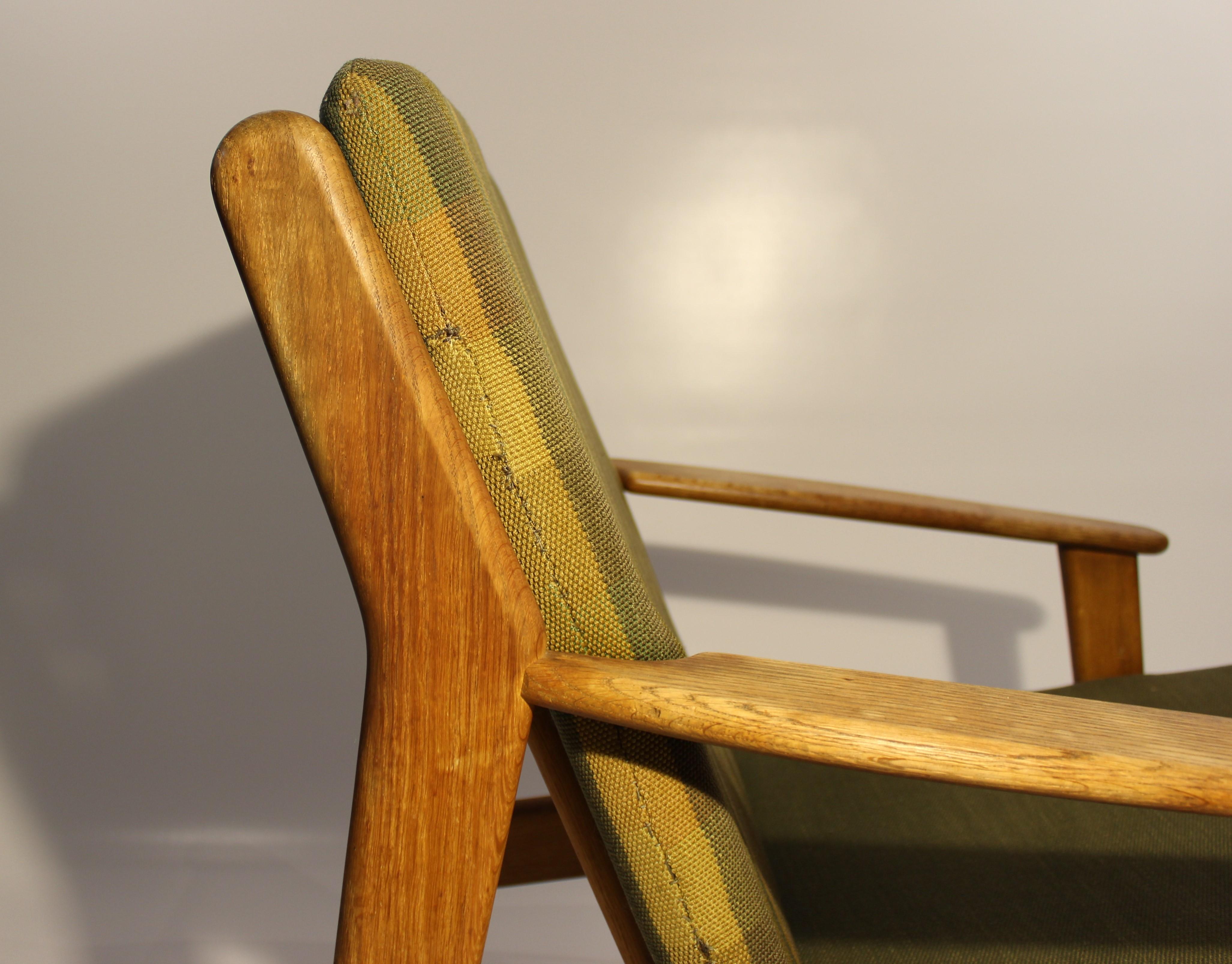 Mid-20th Century Pair of Easy Chairs in Oak, Model J55, by Poul M. Volther for FDB, 1961