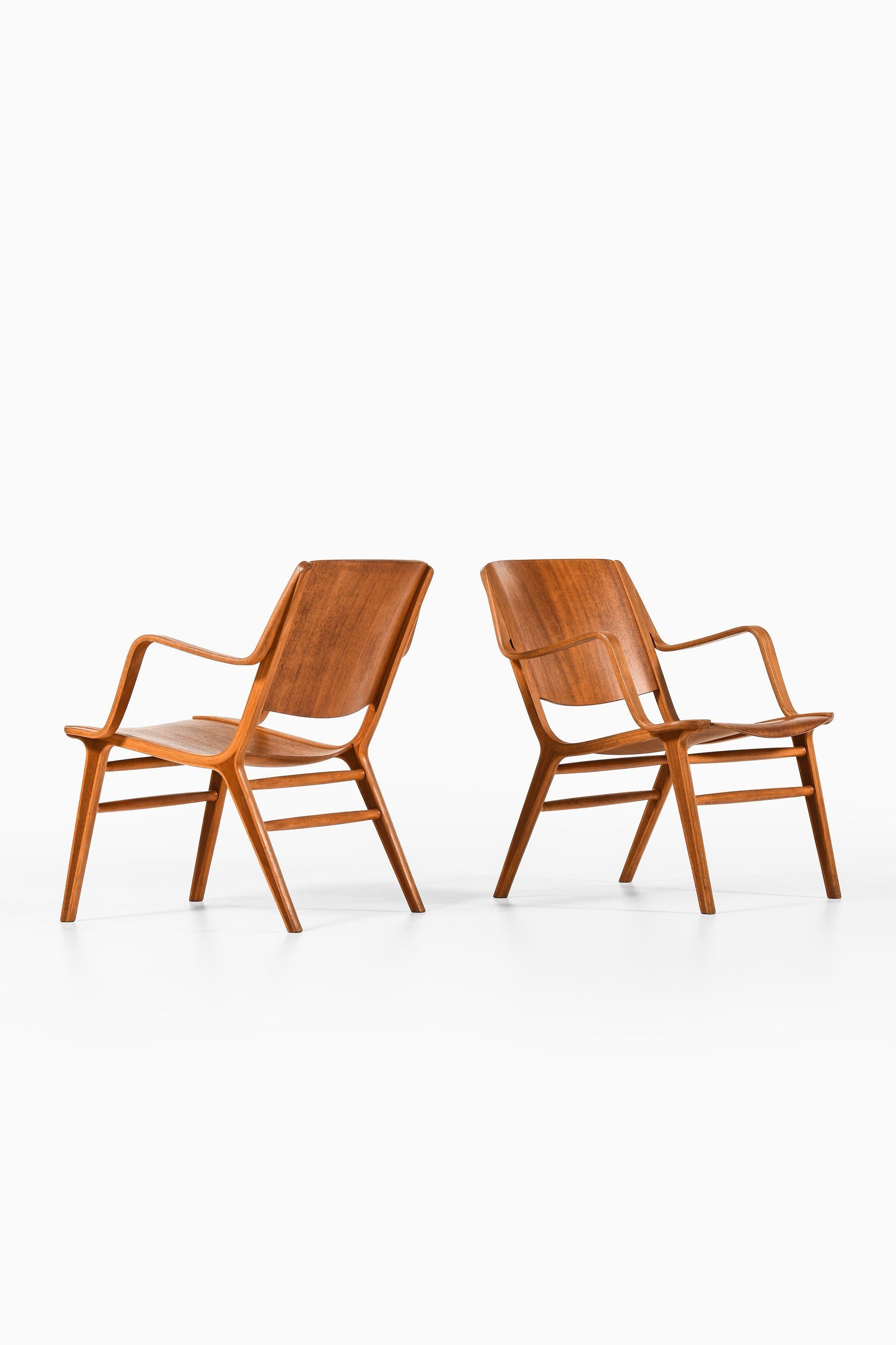 Pareja de butacas de teca y haya de Peter Hvidt & Orla Mølgaard-Nielsen, 1951 Danés en venta