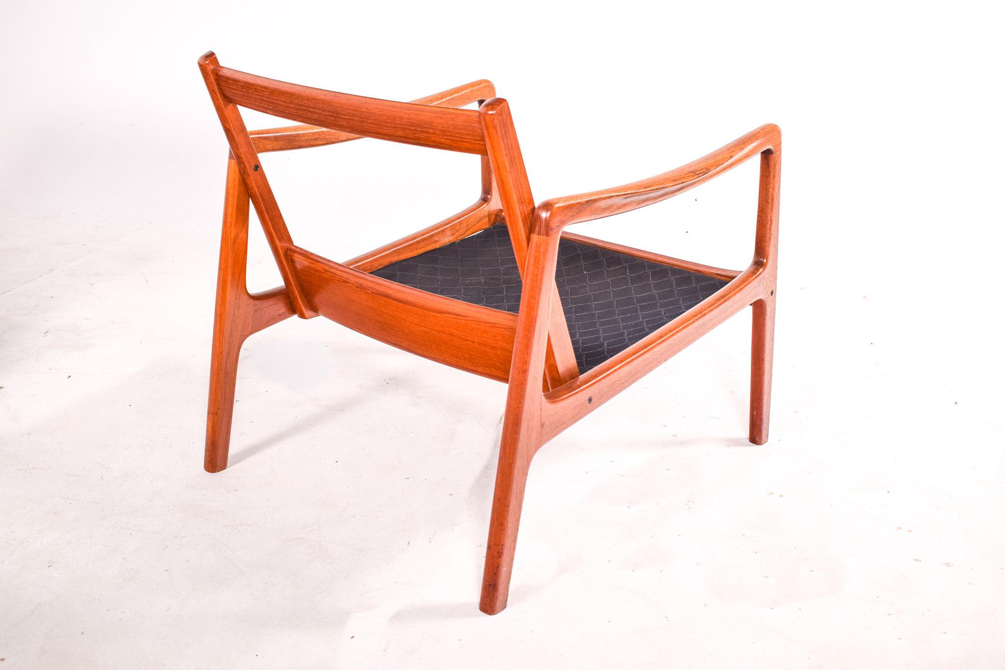 Pair of Easy Chairs in Teak by Ole Wanscher for France & Son, 1950s In Good Condition In Lisboa, Lisboa