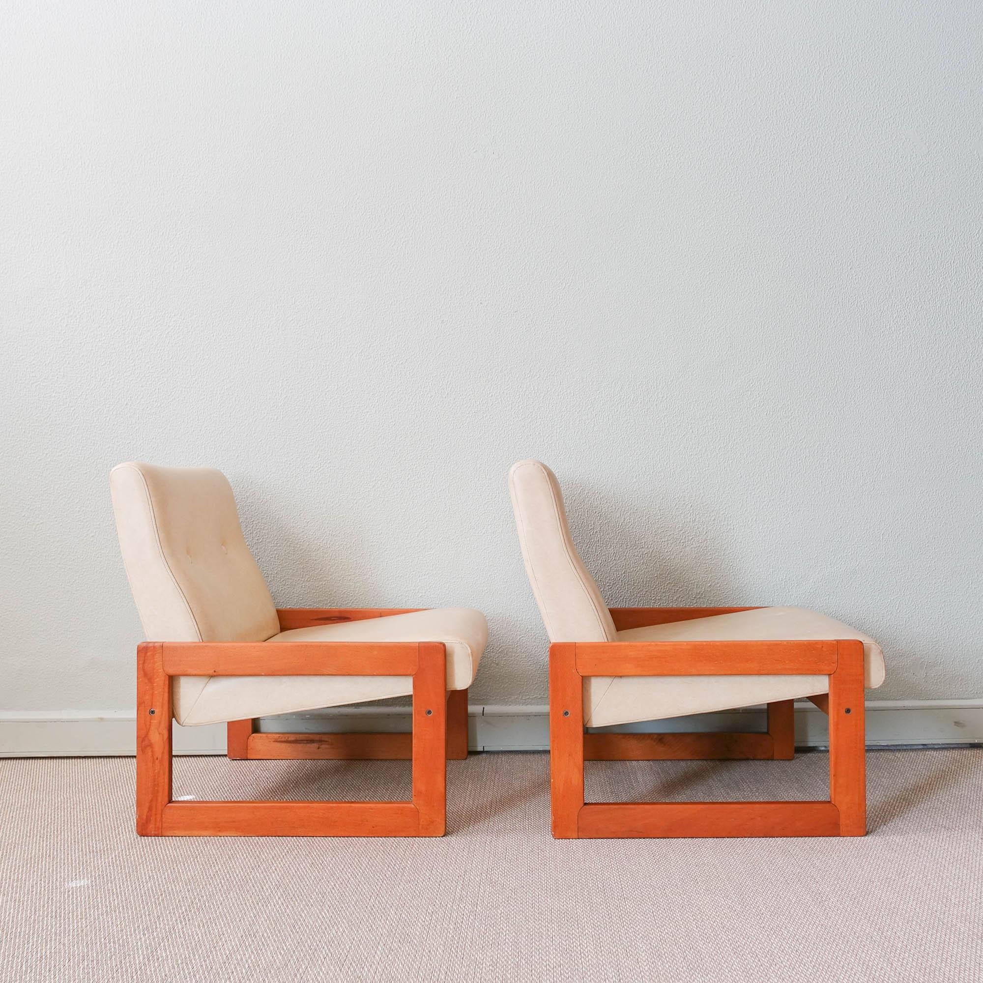 Faux Leather Pair of Easy Chairs, Model Espinho, by José Espinho for Olaio, 1973 For Sale