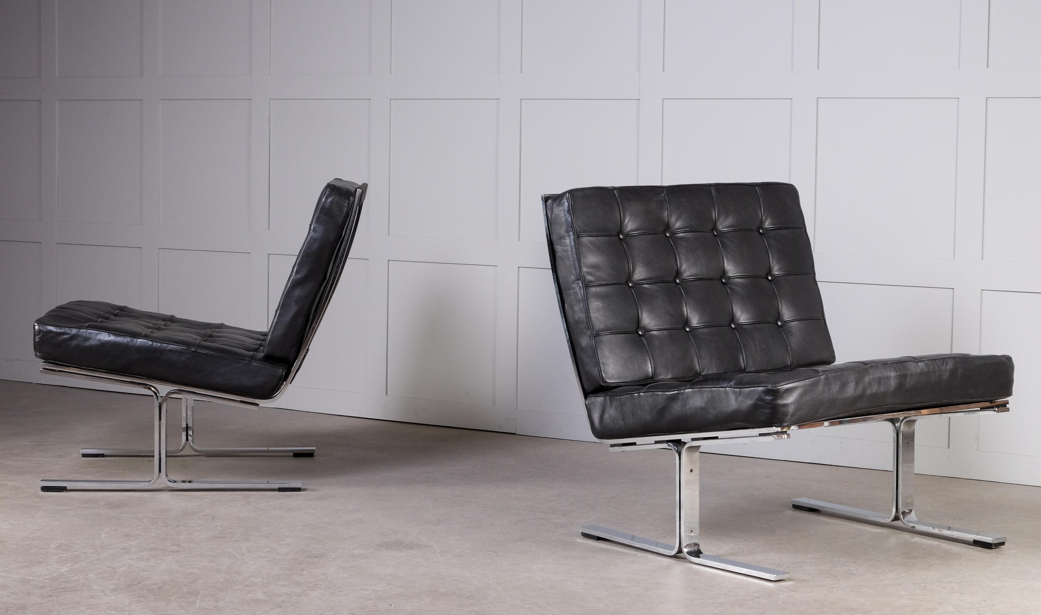 Pair of Easy Chairs Model 