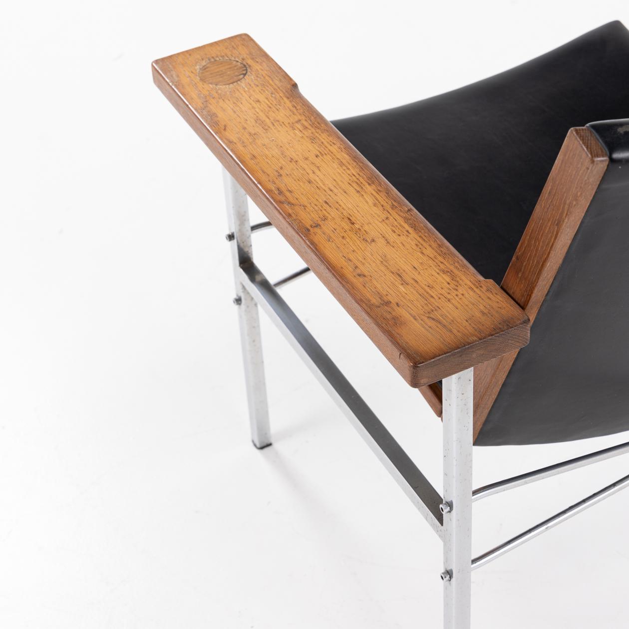 Danish Pair of easy chairs model JH 703 by Hans J. Wegner For Sale