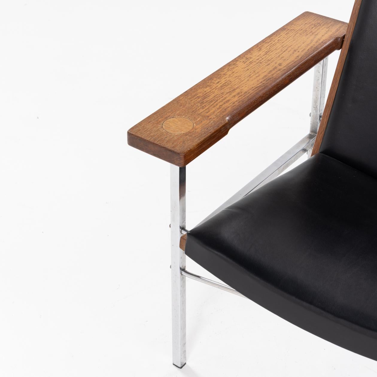 Ein Paar Sessel ohne Armlehne Modell JH 703 von Hans J. Wegner (Patiniert) im Angebot