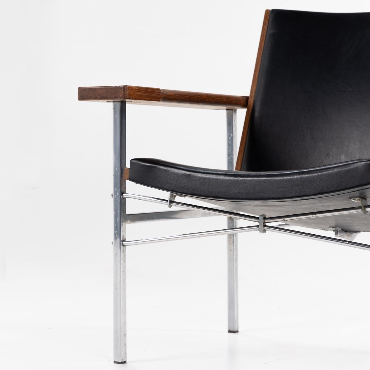Pair of easy chairs model JH 703 by Hans J. Wegner In Good Condition For Sale In Copenhagen, DK