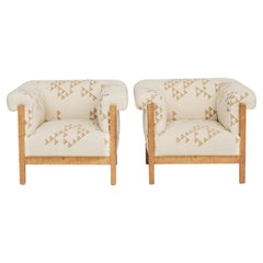 Paire de fauteuils vintage en bouleau et  Tissu de laine  "La grâce suédoise