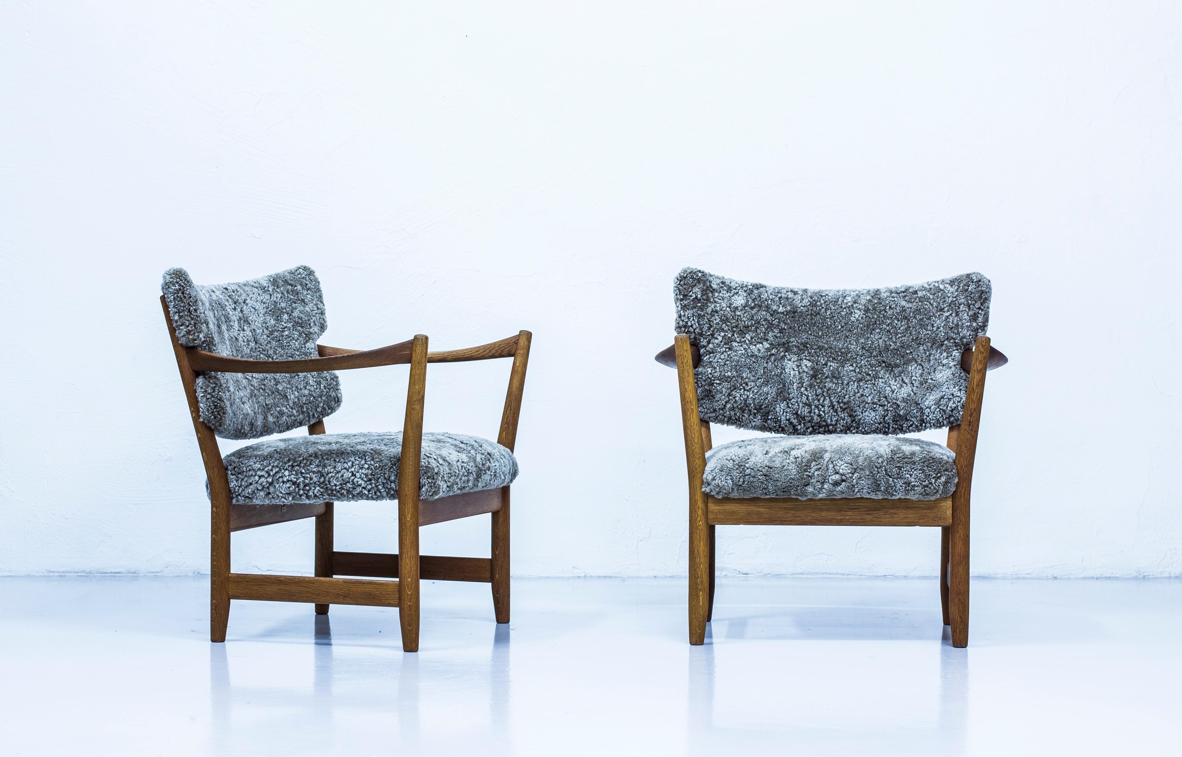 Scandinavian Modern Pair of Easy Chairs with Sheepskin by Fredrik Kayser & Adolf Relling, Norway