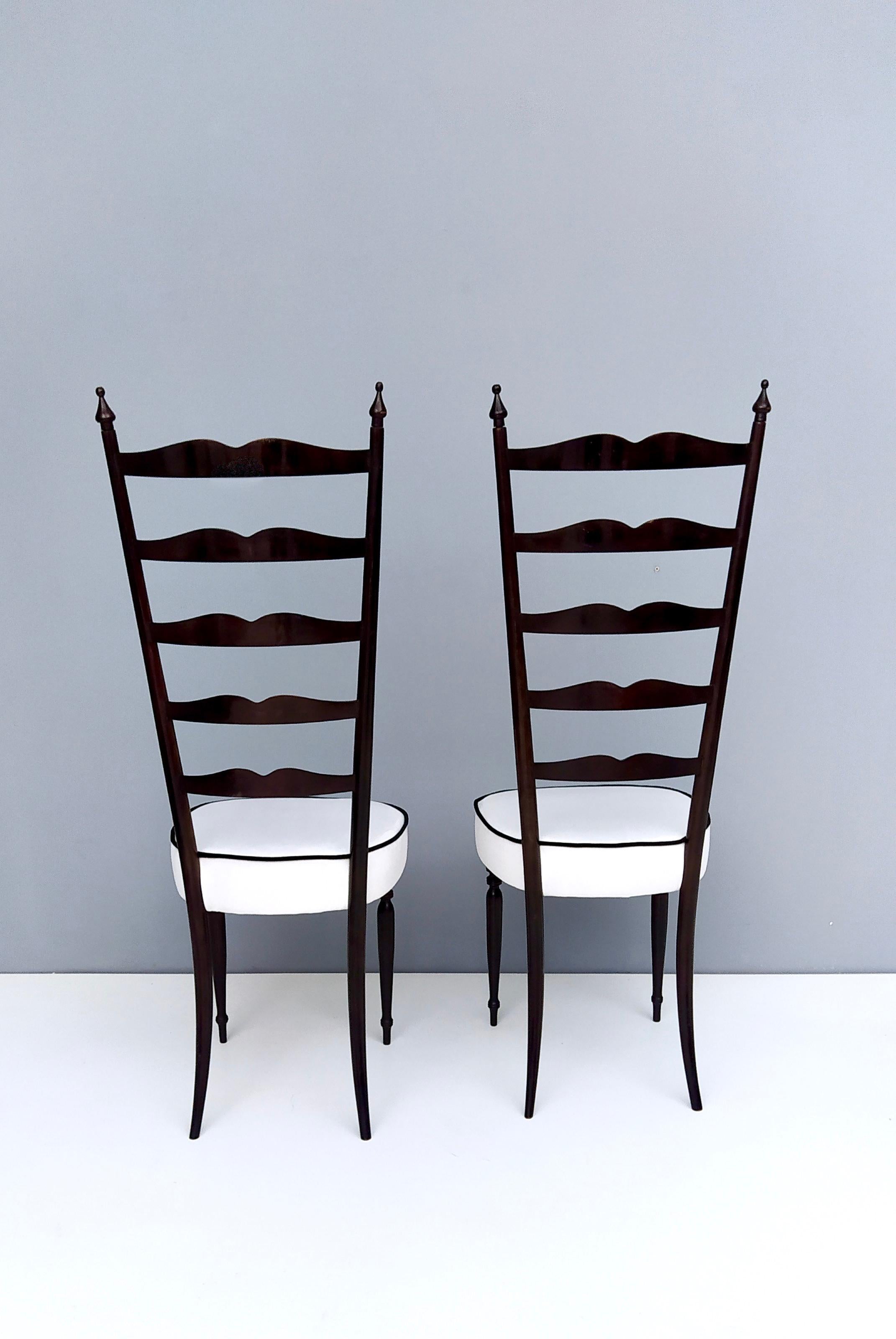 Pair of Vintage Ebonized Beech Chiavarine Chairs with White Upholstery, Italy 2