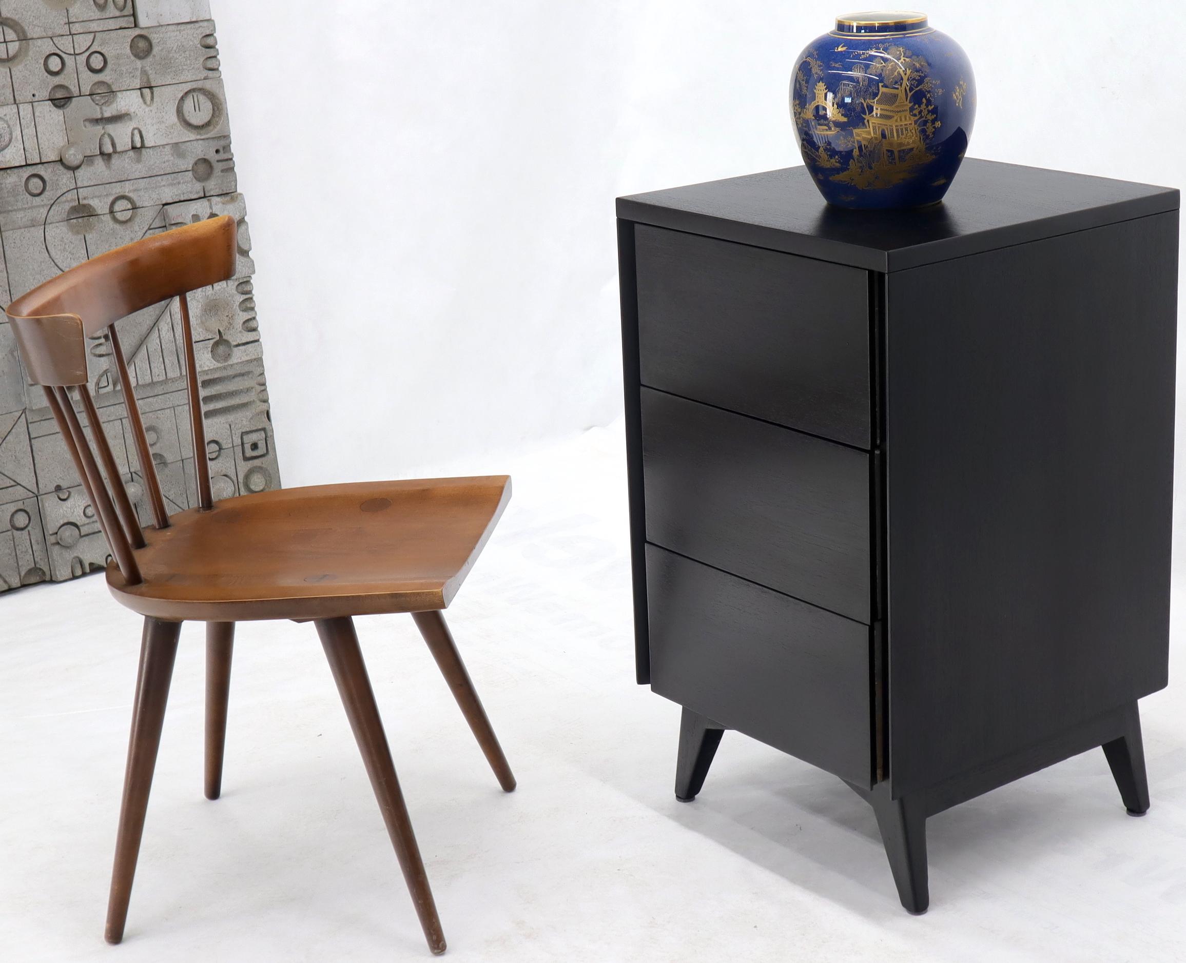 Pair of Mid-Century Modern black lacquer three drawers large end tables or bachelor chests or drawers by John Stuart.