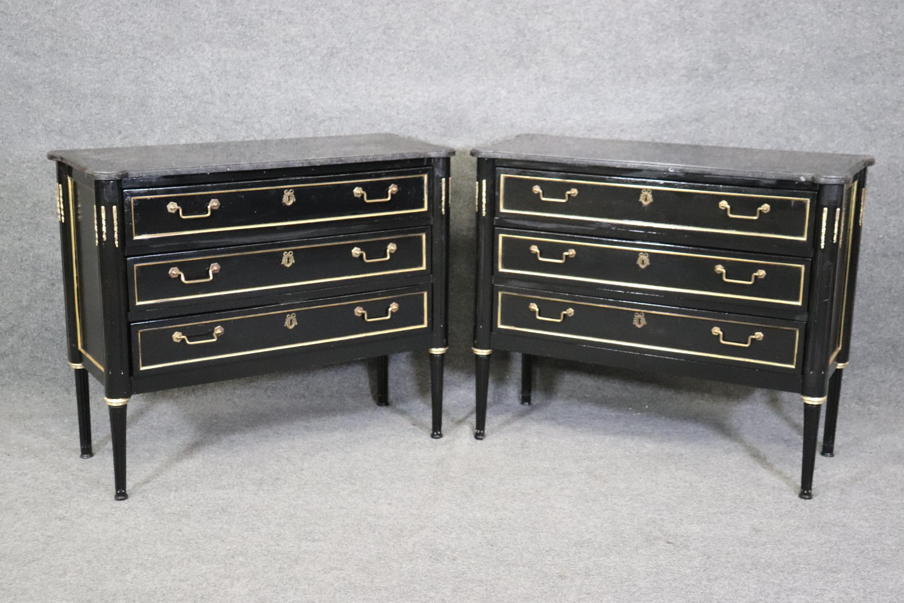 Pair of Ebonized Marble Top French Louis XVI Commodes circa 1950 In Good Condition In Swedesboro, NJ