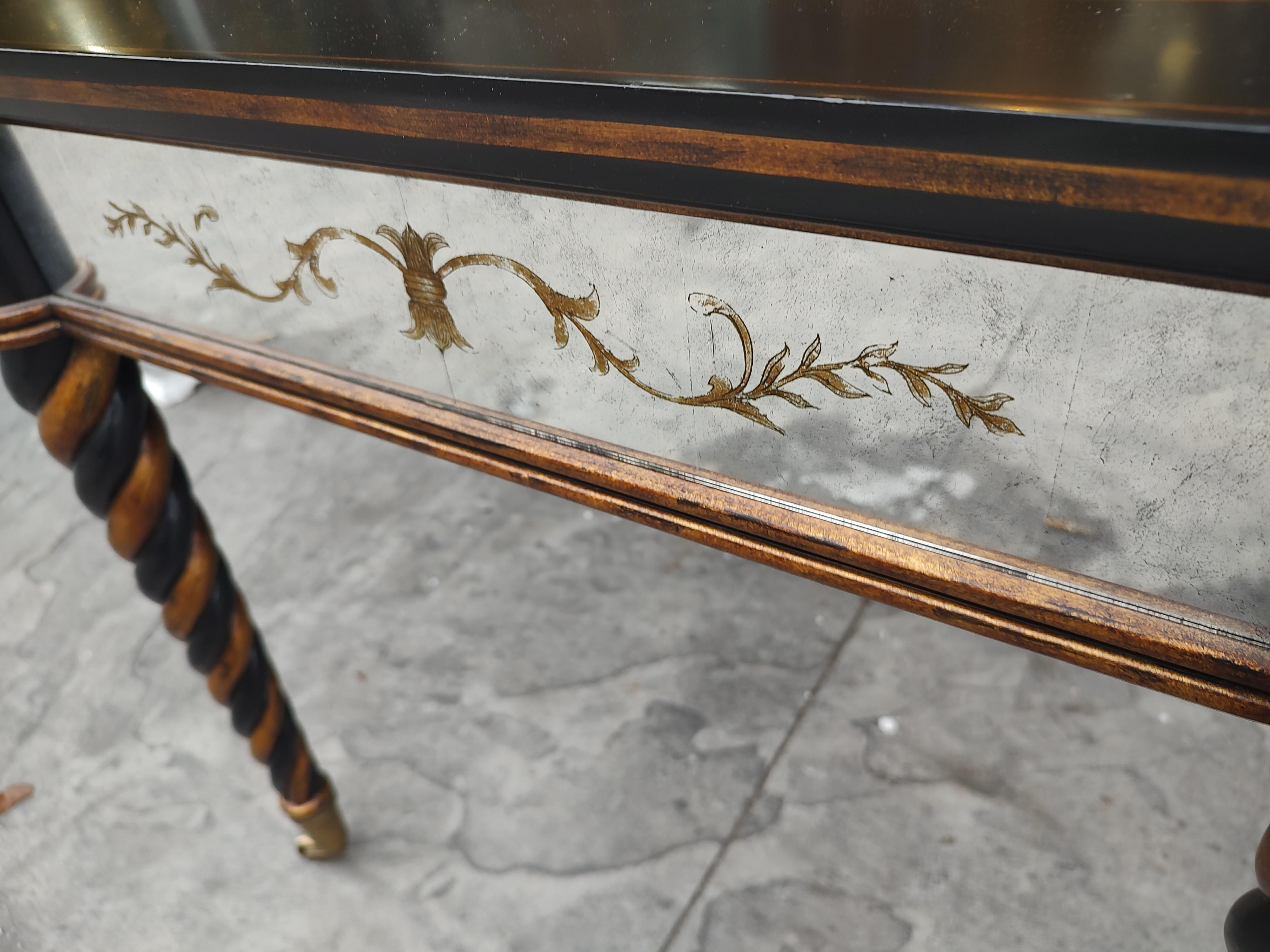 XXIe siècle et contemporain Paire de tables à miroir en églomisé avec pieds torsadés en spirale et partiellement dorés  en vente