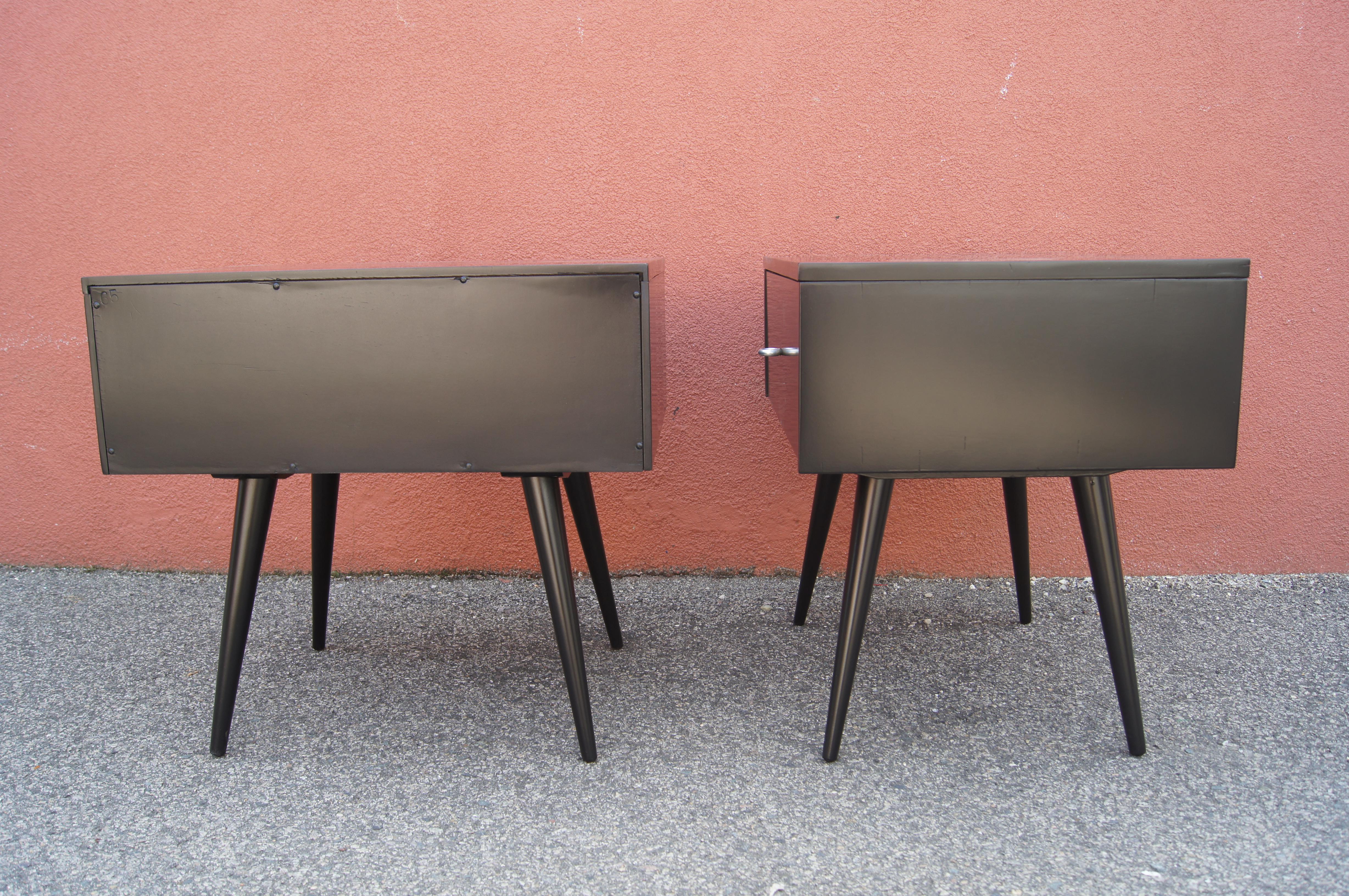 Pair of Ebonized Planner Group Side Tables by Paul McCobb for Winchendon In Good Condition In Dorchester, MA