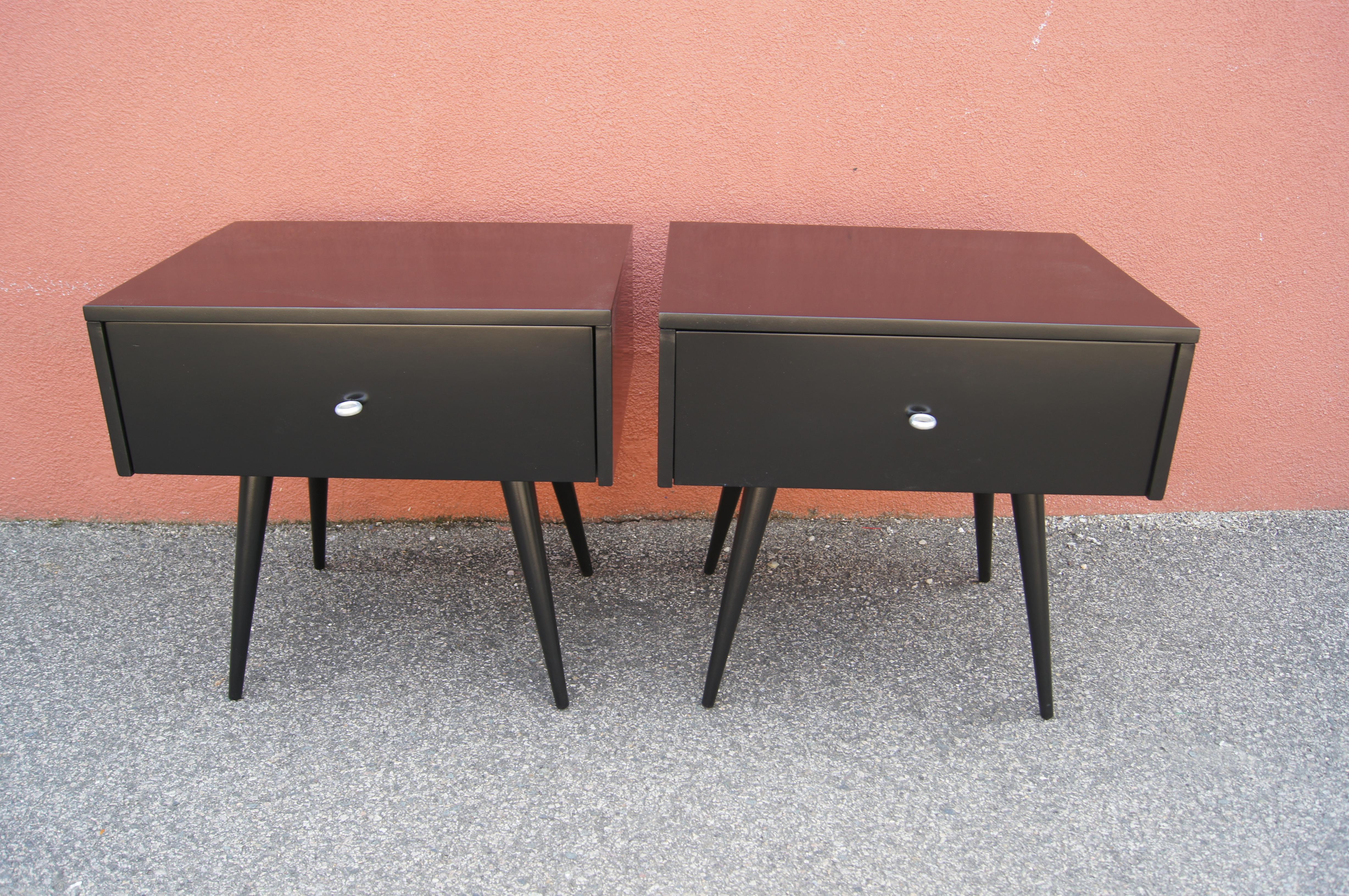 Mid-20th Century Pair of Ebonized Planner Group Side Tables by Paul McCobb for Winchendon For Sale