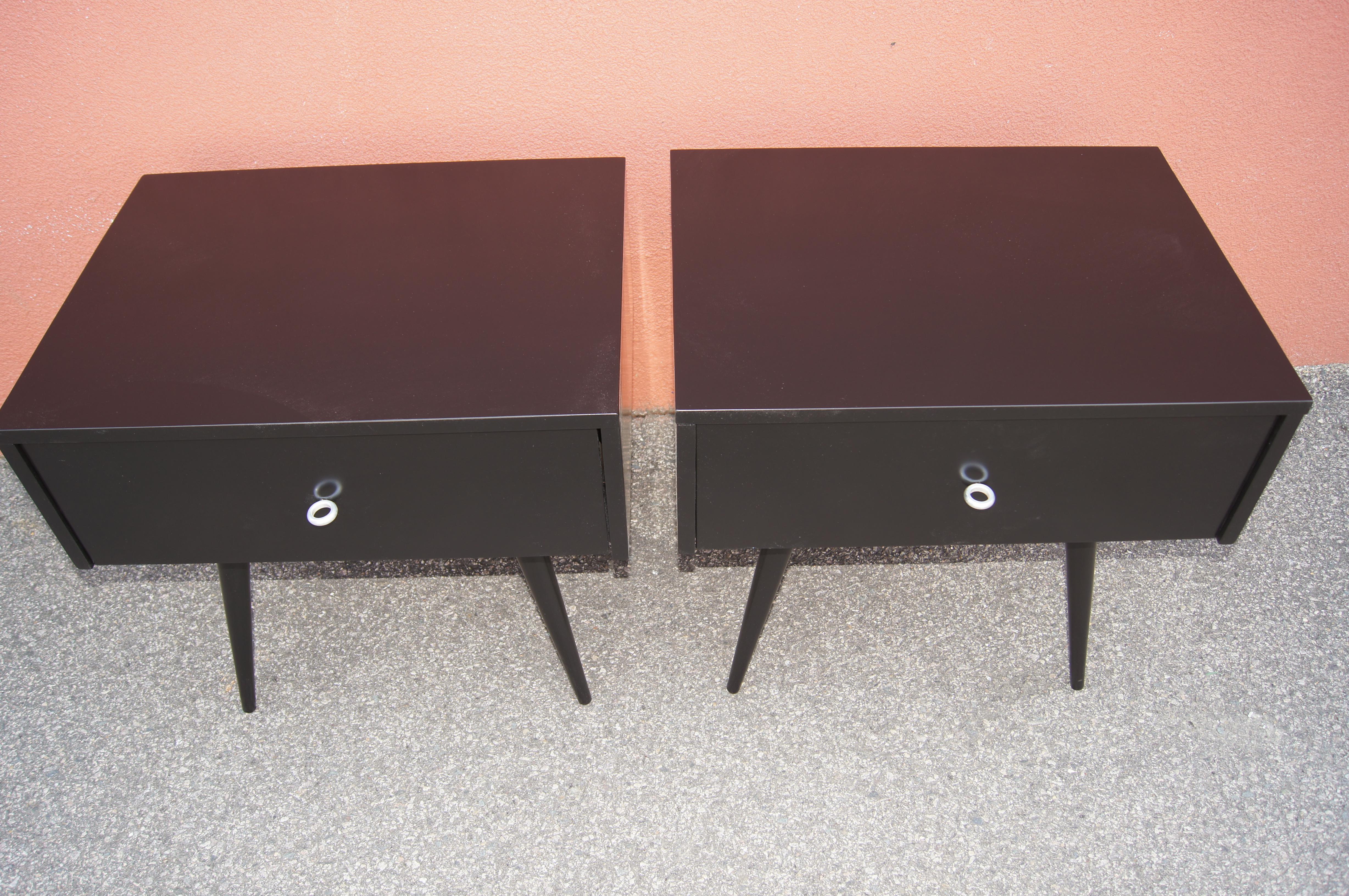 Aluminum Pair of Ebonized Planner Group Side Tables by Paul McCobb for Winchendon