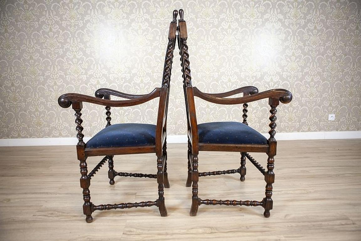 Pair of Eclectic Carved Oak Armchairs from the Late 19th Century In Good Condition For Sale In Opole, PL