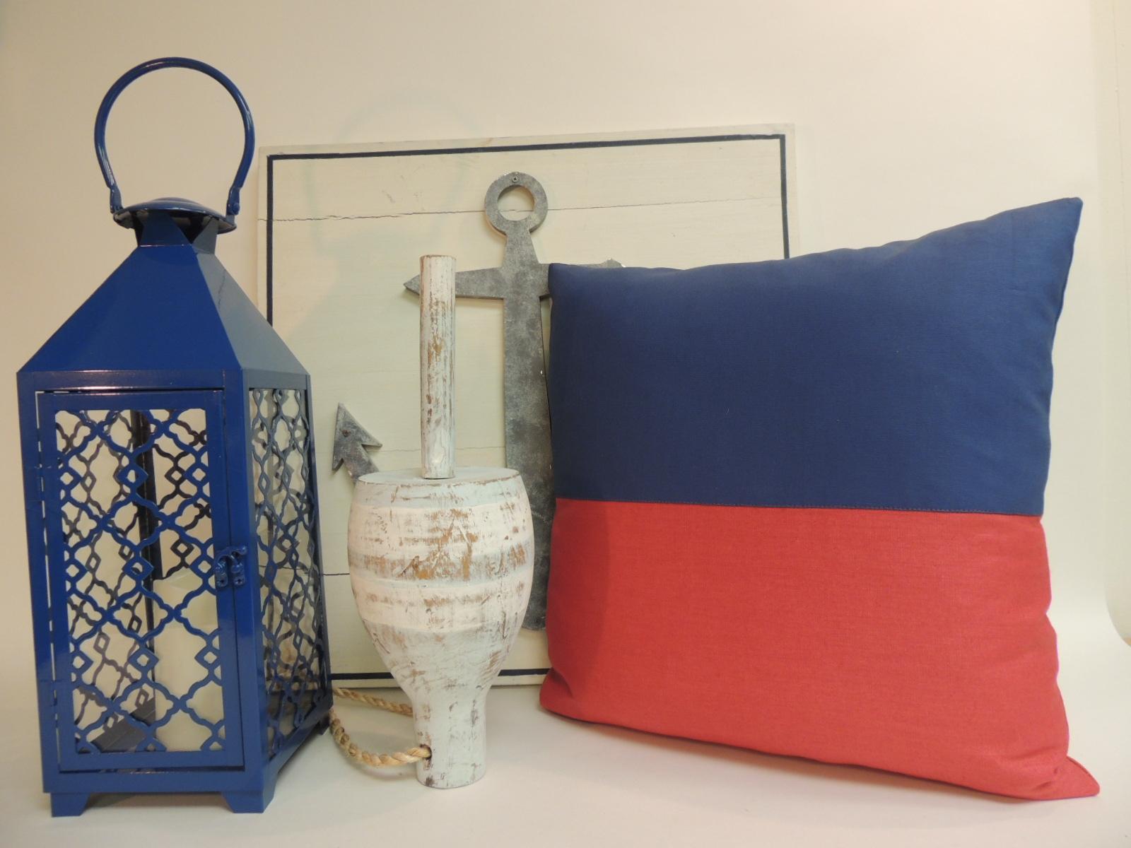 Red and blue nautical flag inspired square decorative pillows.
Doubled sided, red linen and heavy cotton blue fabrics.
Decorative pillows handcrafted and designed in the USA.
Closure by stitch (no zipper closure) with custom made pillow