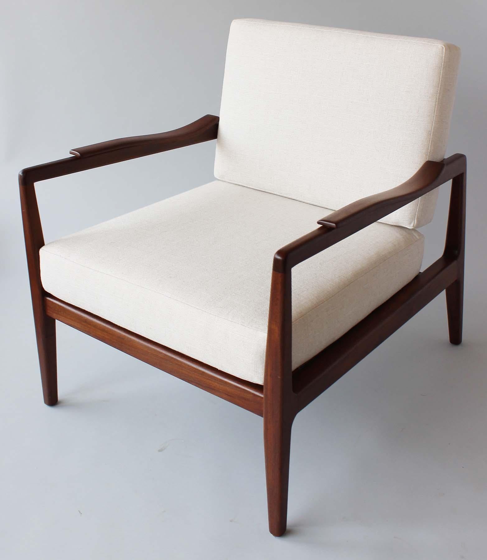 Mid-Century Modern Pair of Edmond J. Spence Armchairs For Sale