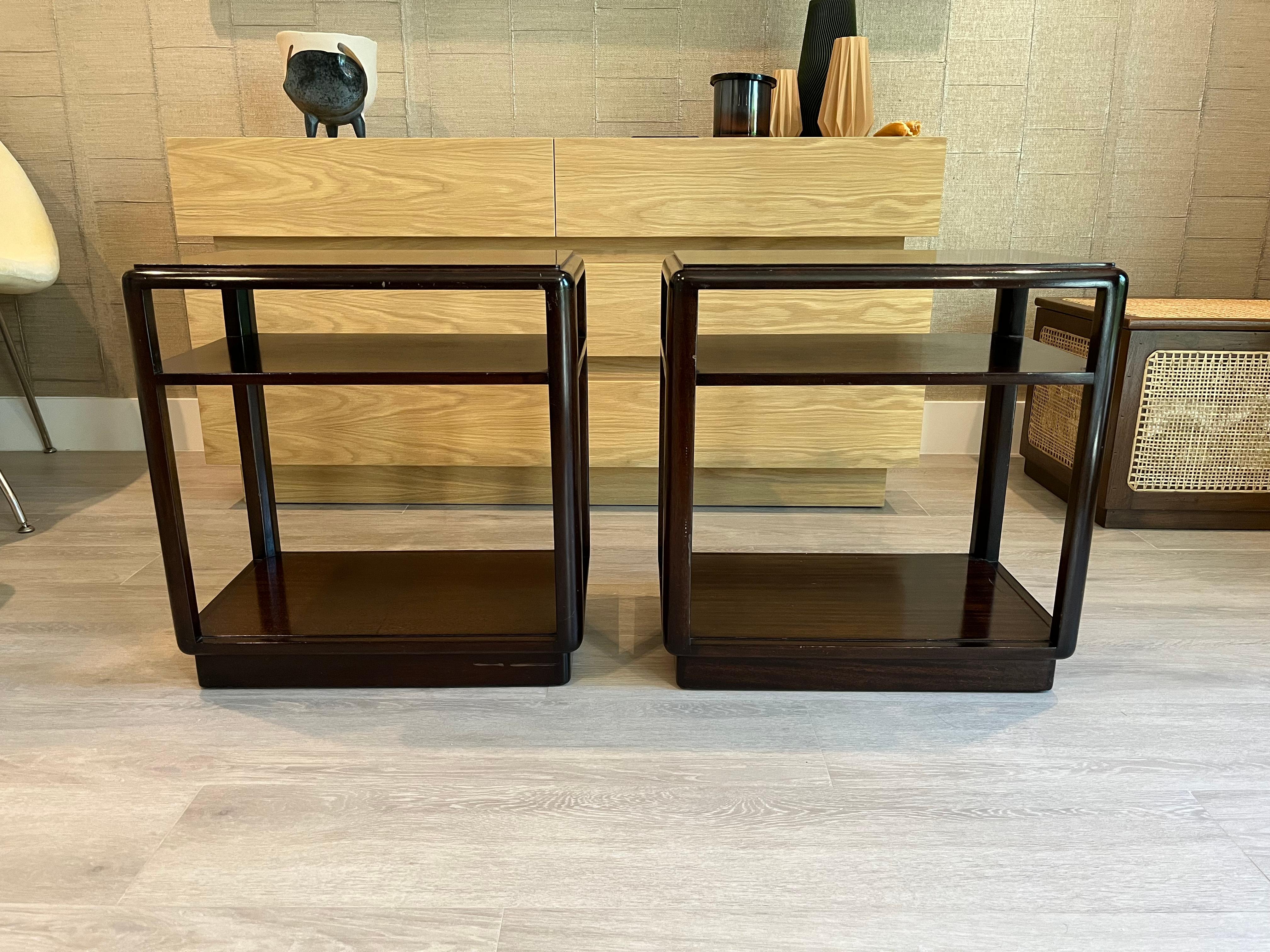 Mid-20th Century Pair of Edward Wormley End Tables for Dunbar, Side Tables For Sale