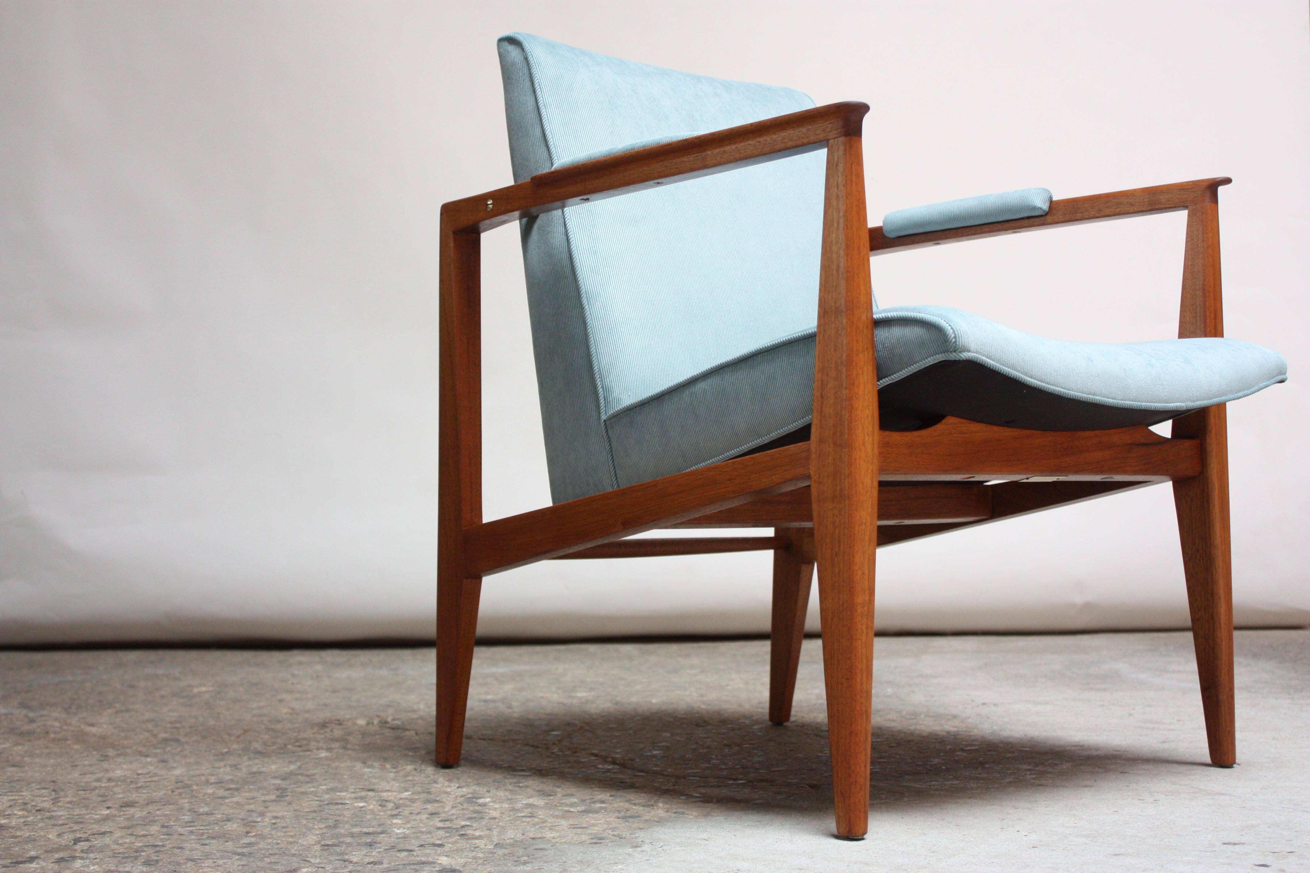 Pair of Edward Wormley for Dunbar Armchairs in Mahogany 2