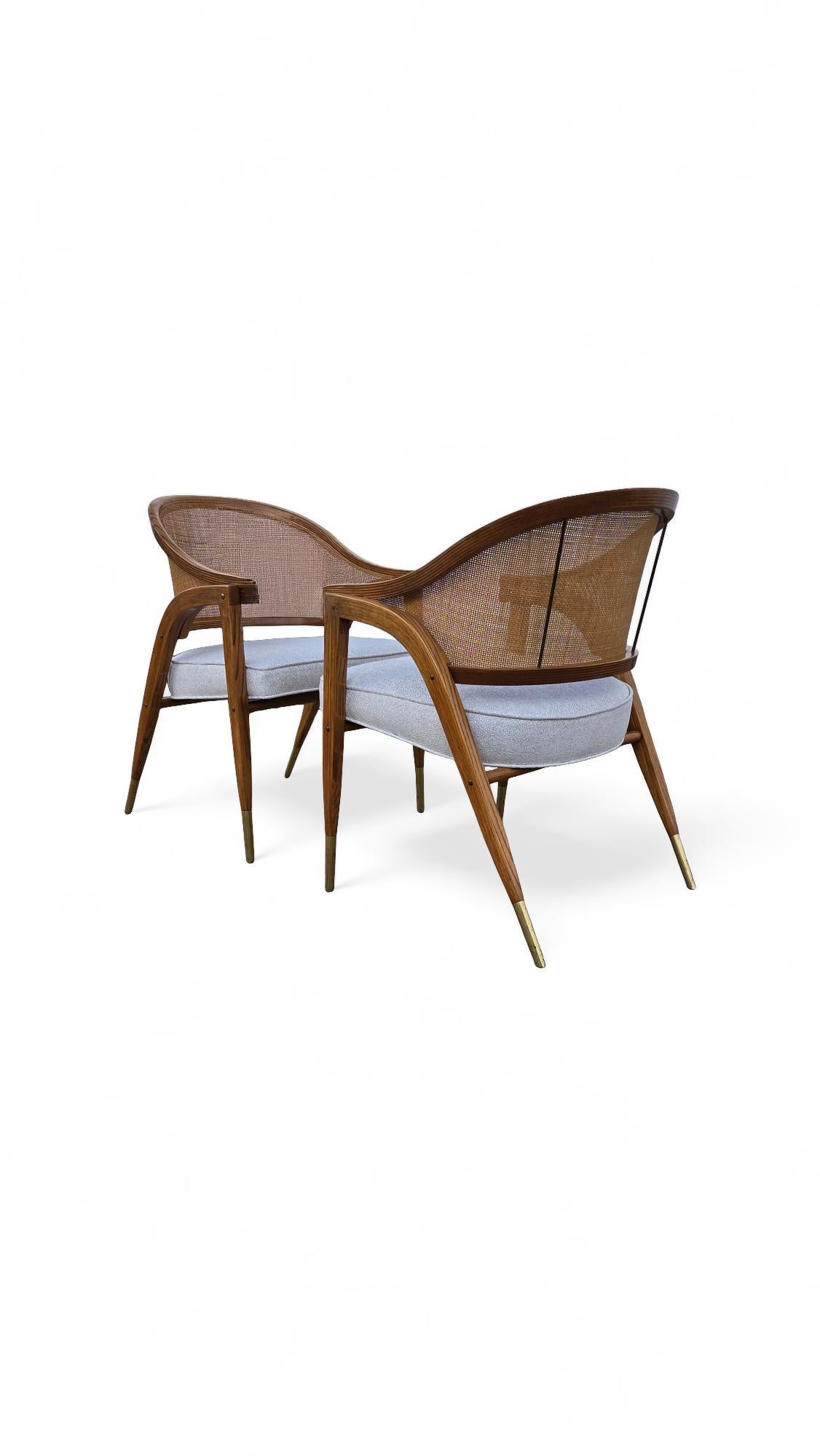 Ein Paar Kapitänsstühle von Edward Wormley für Dunbar im Angebot 7