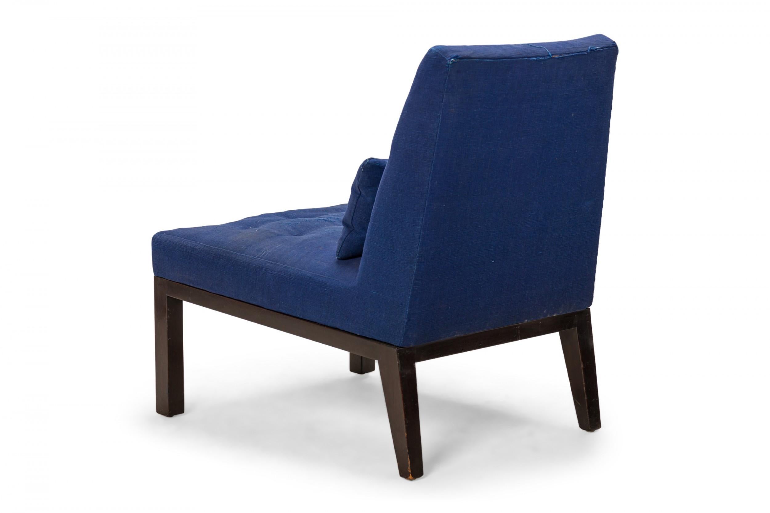 Paar Edward Wormley für Dunbar Dunkelblaue gepolsterte Slipper / Beistellstühle im Angebot 3