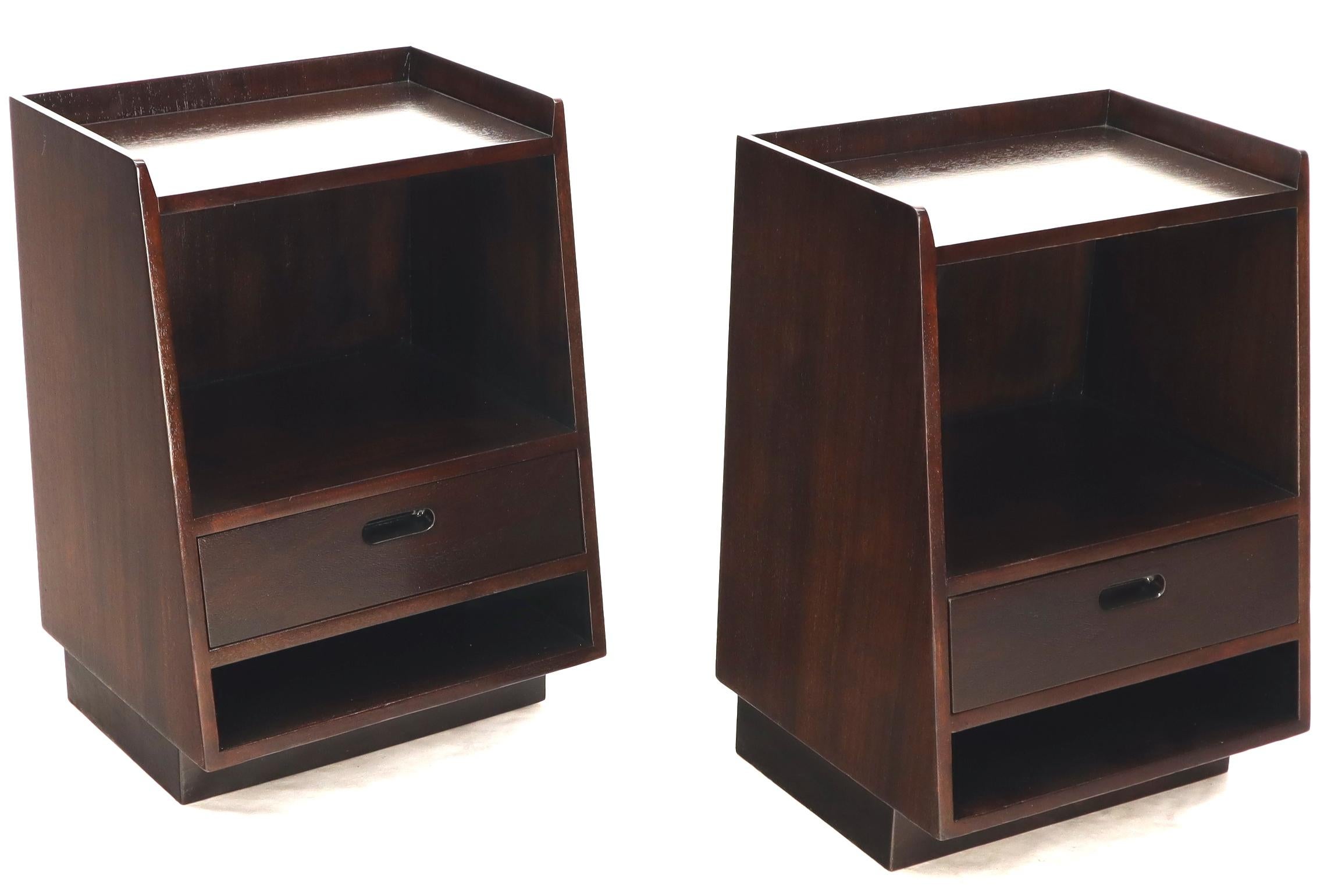 American Pair of Edward Wormley for Dunbar Dark Chocolate End Tables Nightstands For Sale