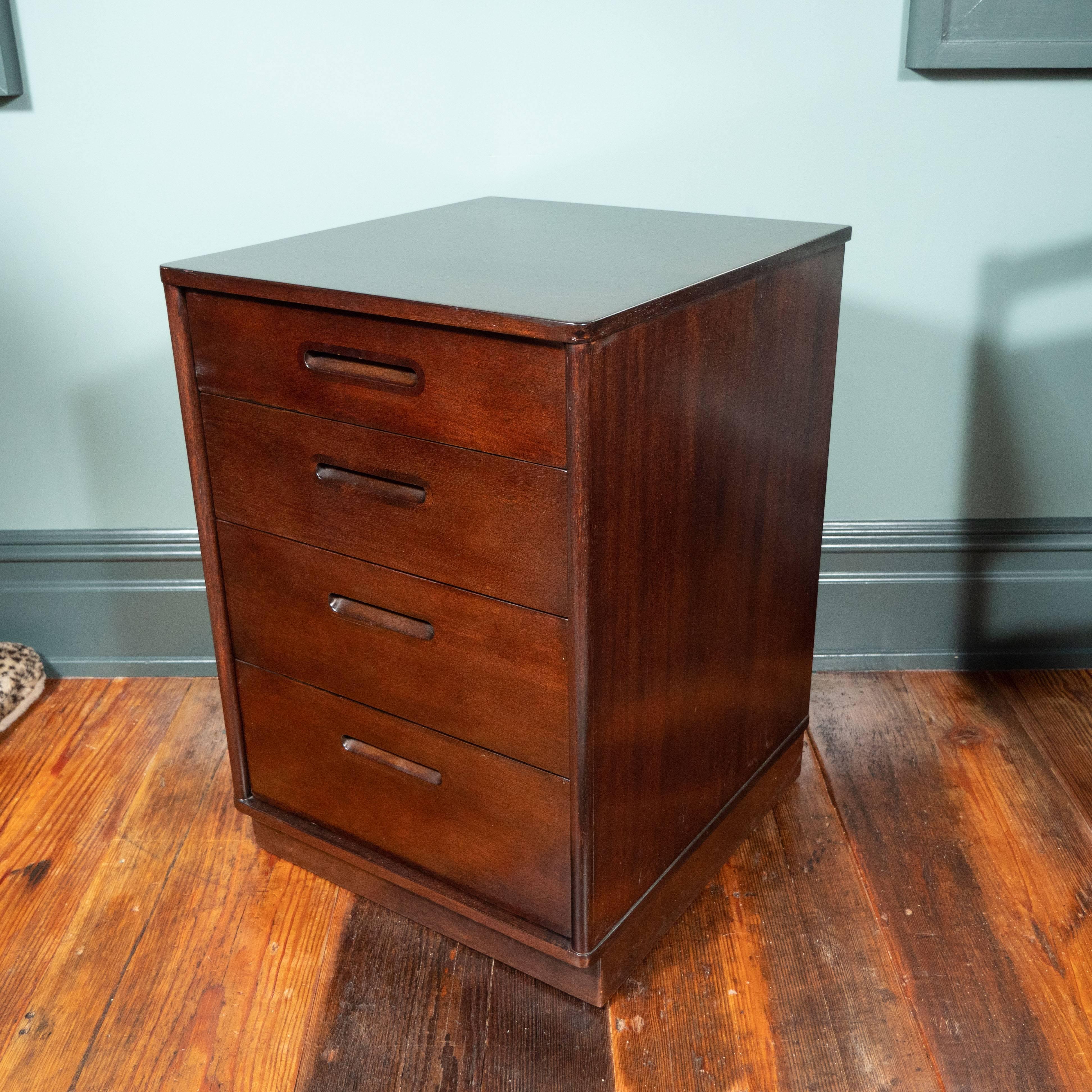 Pair of Edward Wormley for Dunbar Nightstands In Excellent Condition In Southampton, NY