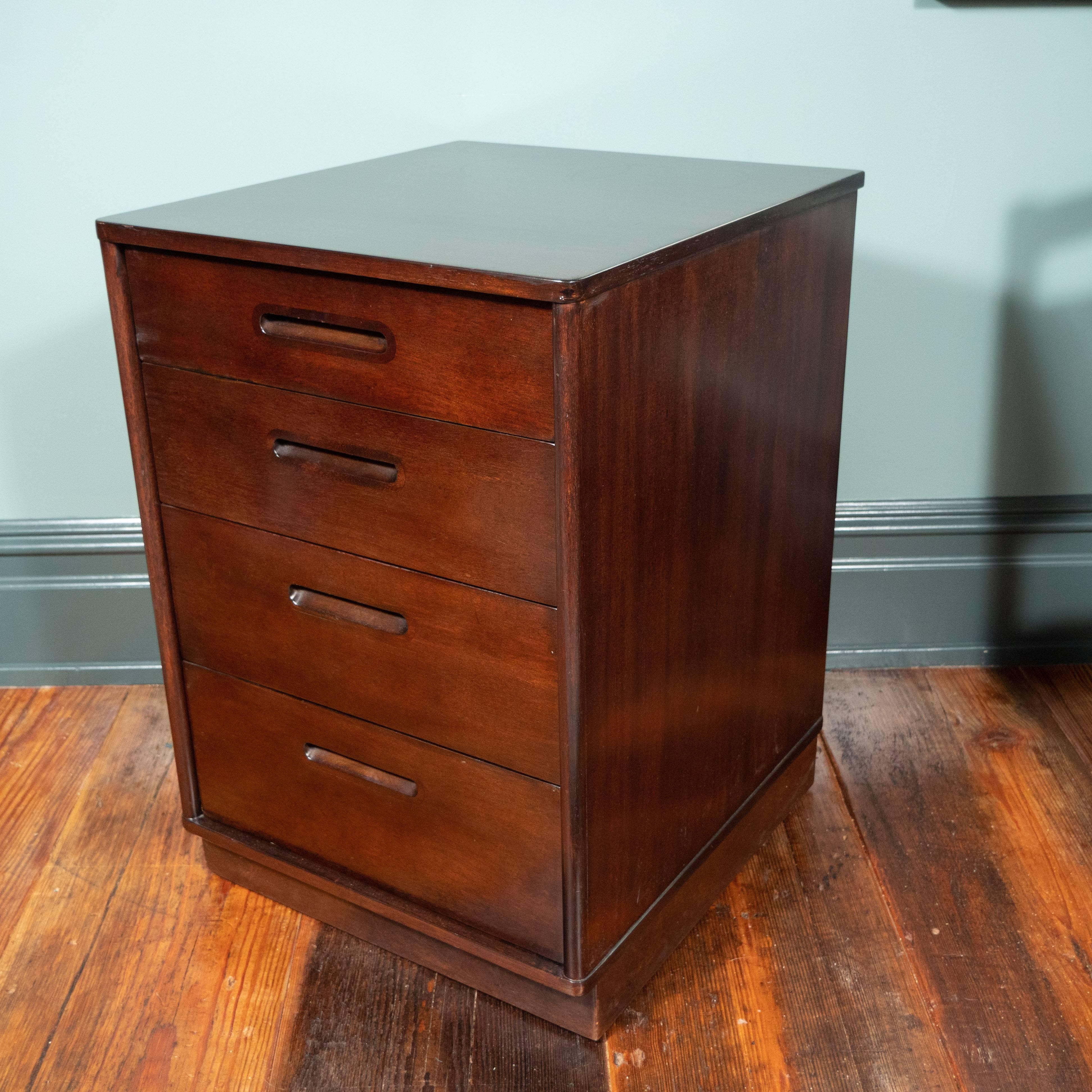 20th Century Pair of Edward Wormley for Dunbar Nightstands