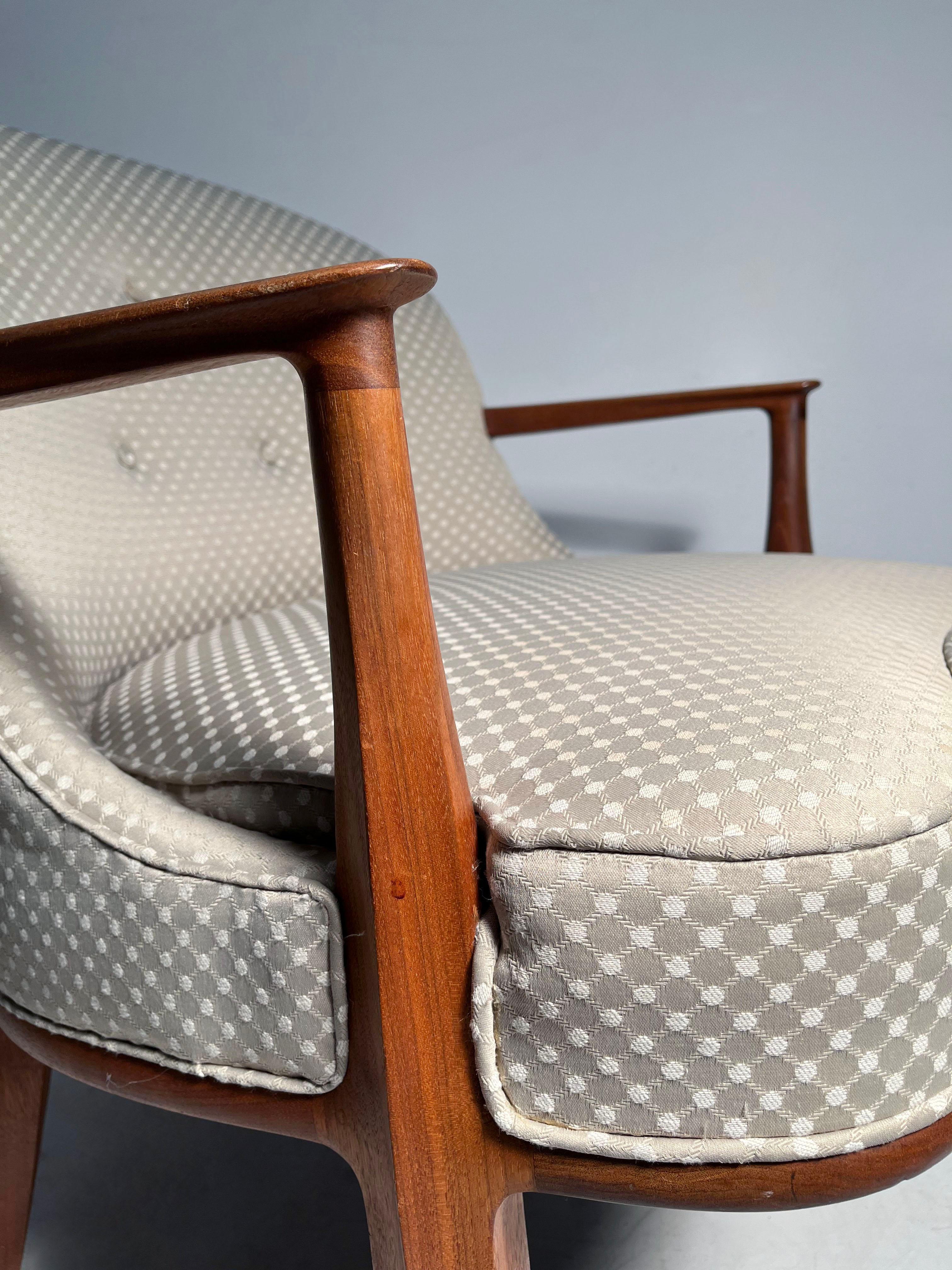 20ième siècle Paire de chaises Janus d'Edward Wormley pour Dunbar (signé) en vente