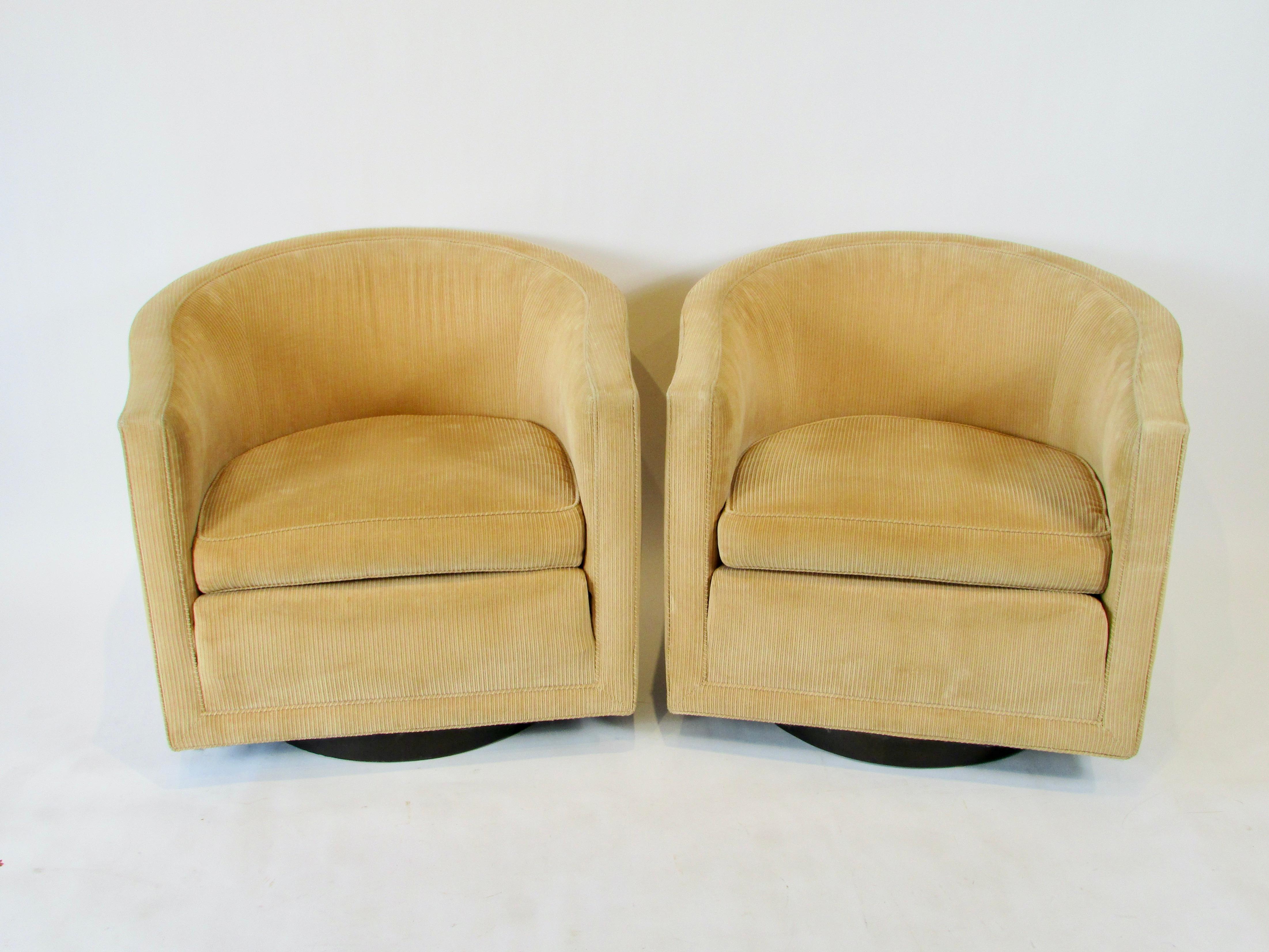 Pair of Edward Wormley for Dunbar Swivel Barrel Chairs in Clean Original Fabric 2