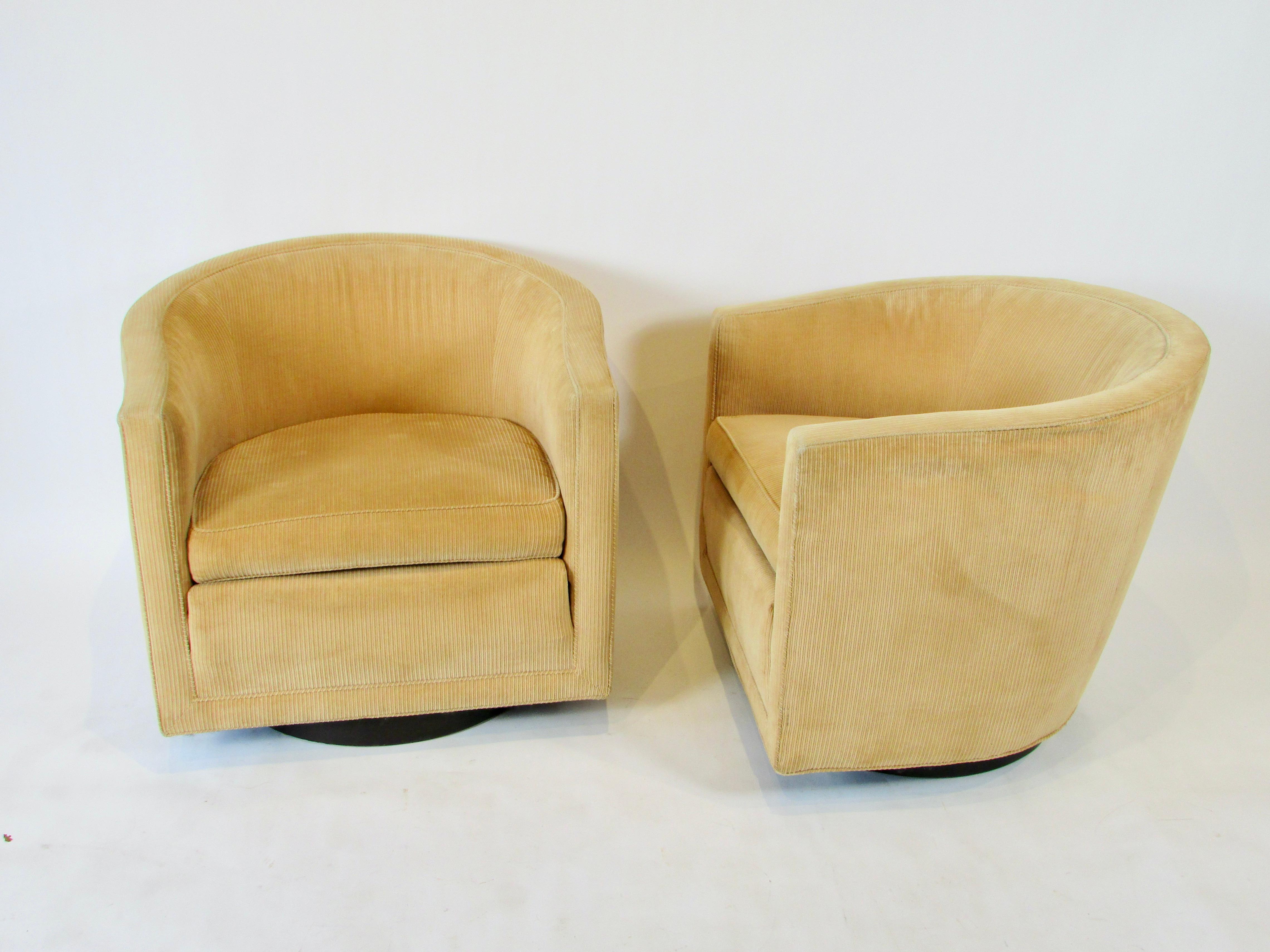 Pair of Edward Wormley for Dunbar Swivel Barrel Chairs in Clean Original Fabric 3