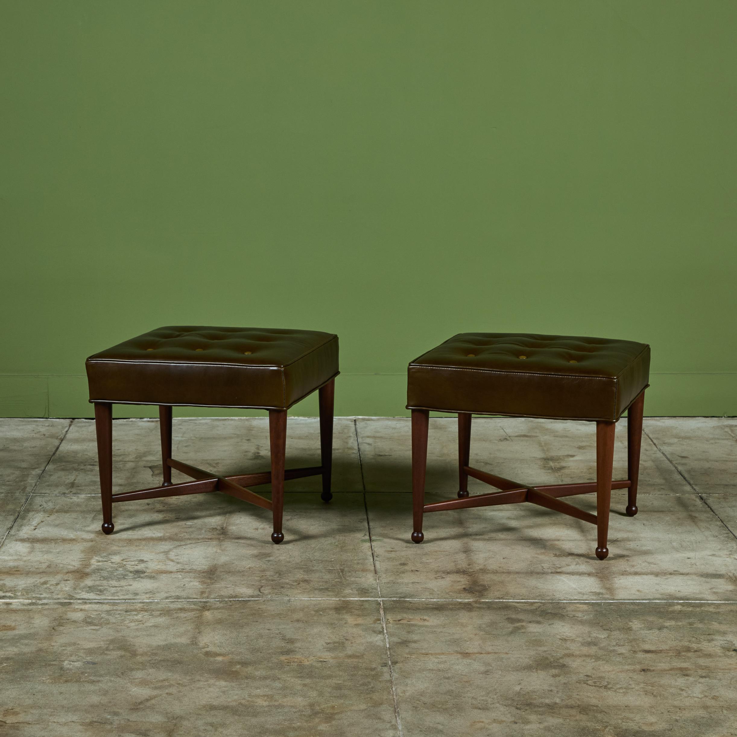 Paire d'ottomans en cuir vert Edward Wormley pour Dunbar en vente 1