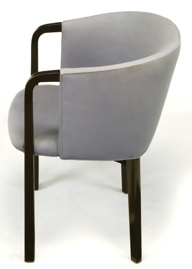 Paar Edward Wormley-Stühle aus Mahagoni und grauer Wolle mit Fassrückenlehne (amerikanisch) im Angebot