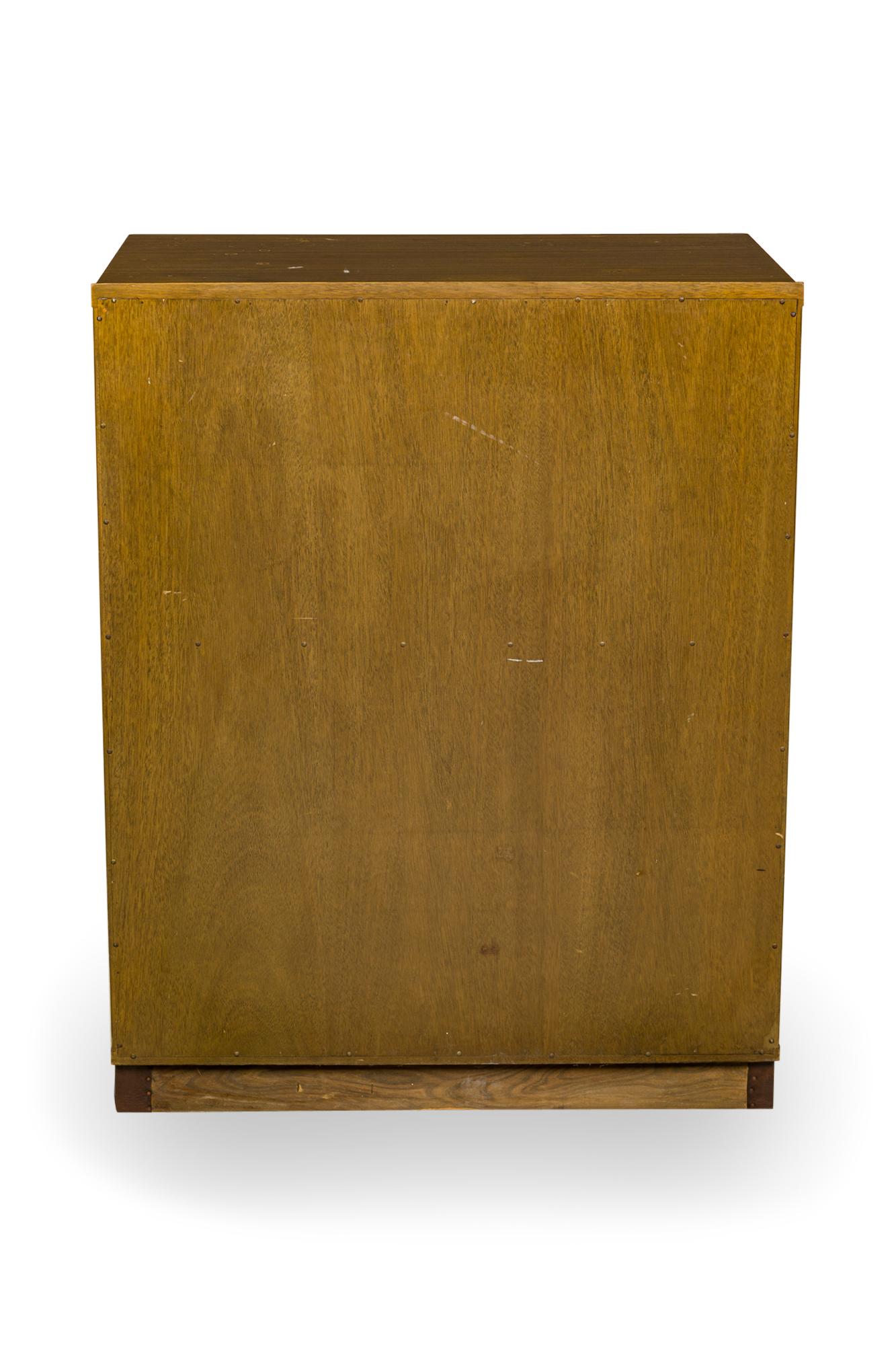 Pair of Edward Wormley Mid-Century Walnut and Leather 7-Drawer Chests In Good Condition For Sale In New York, NY