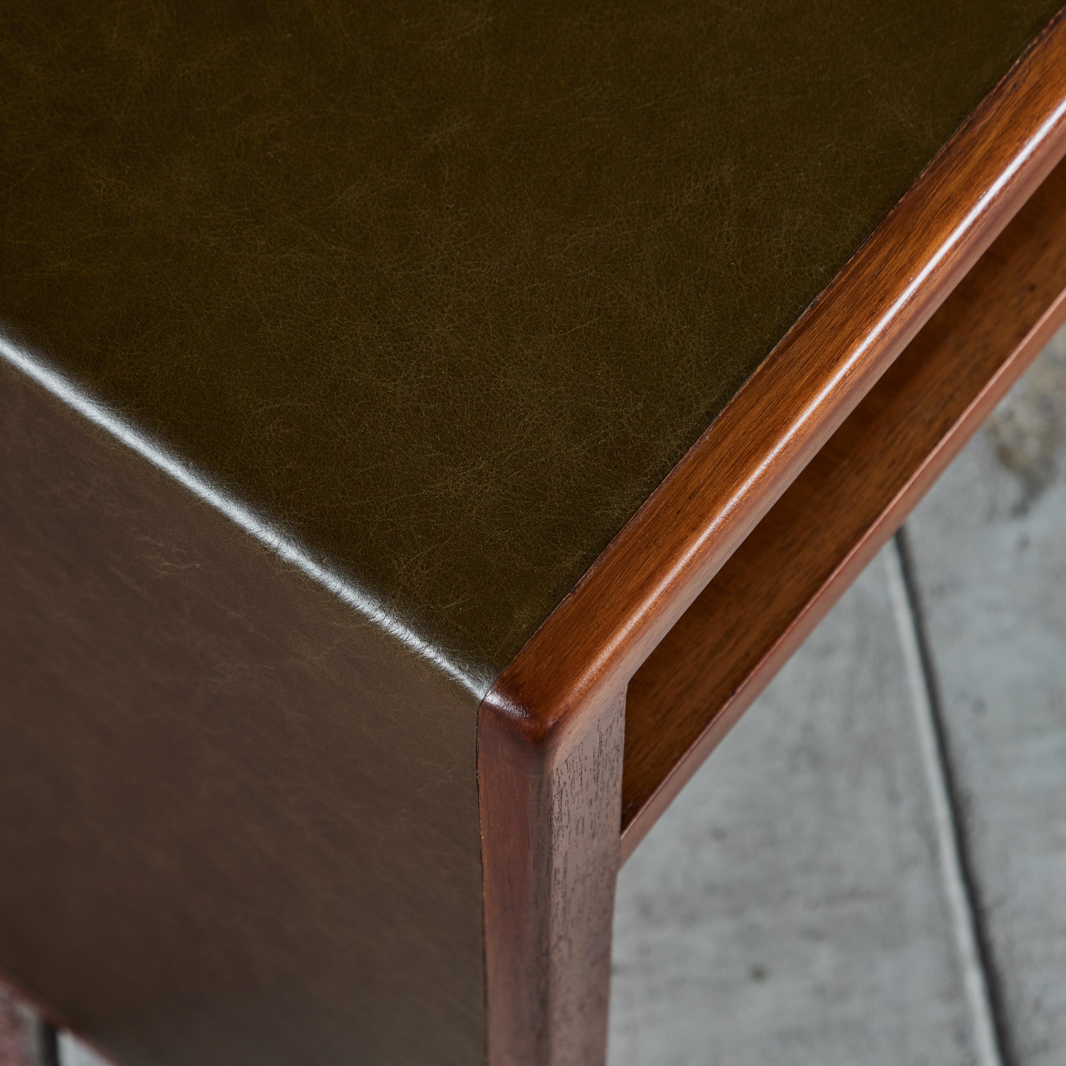 Pair of Edward Wormley Side Tables for Dunbar 7