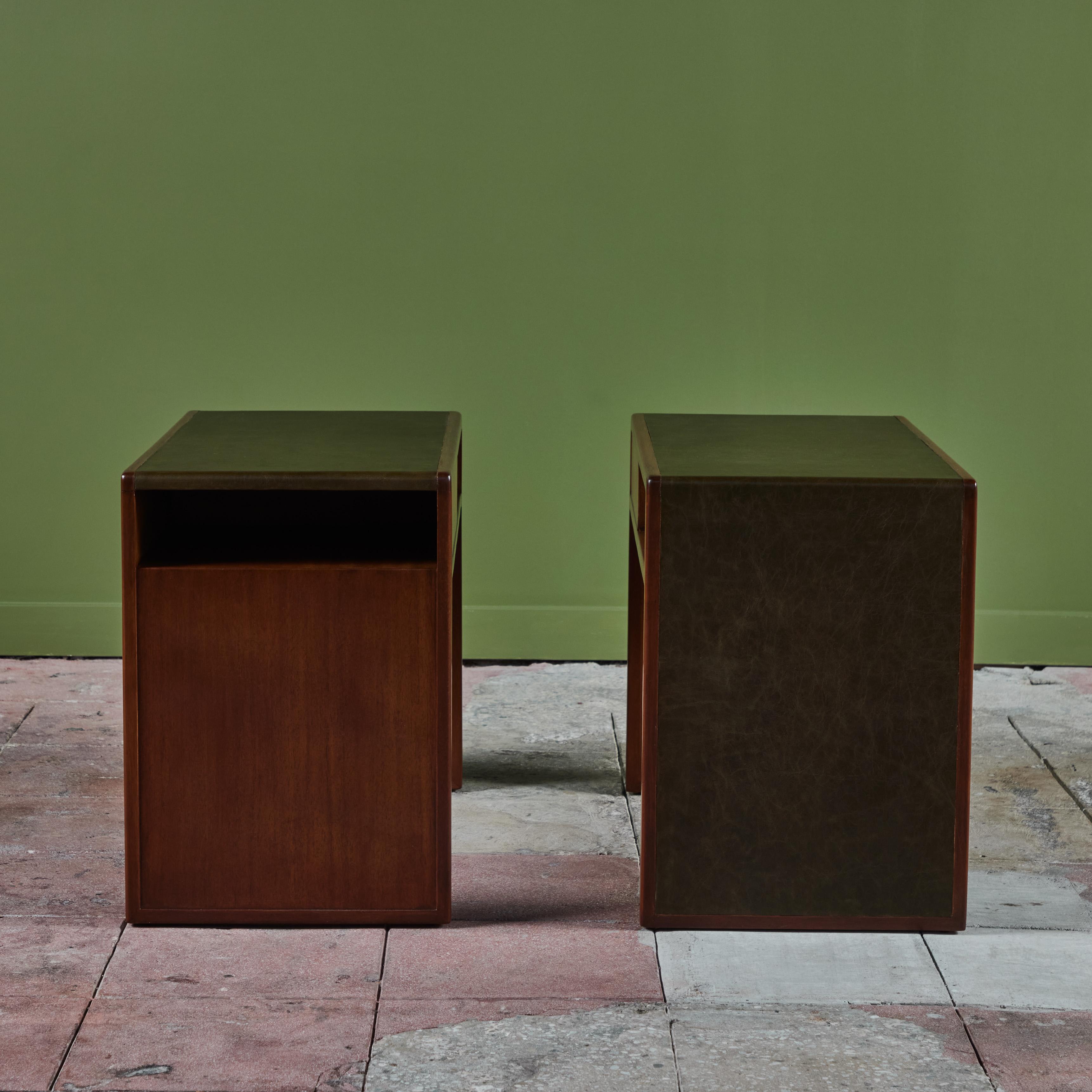 Pair of Edward Wormley Side Tables for Dunbar For Sale 2