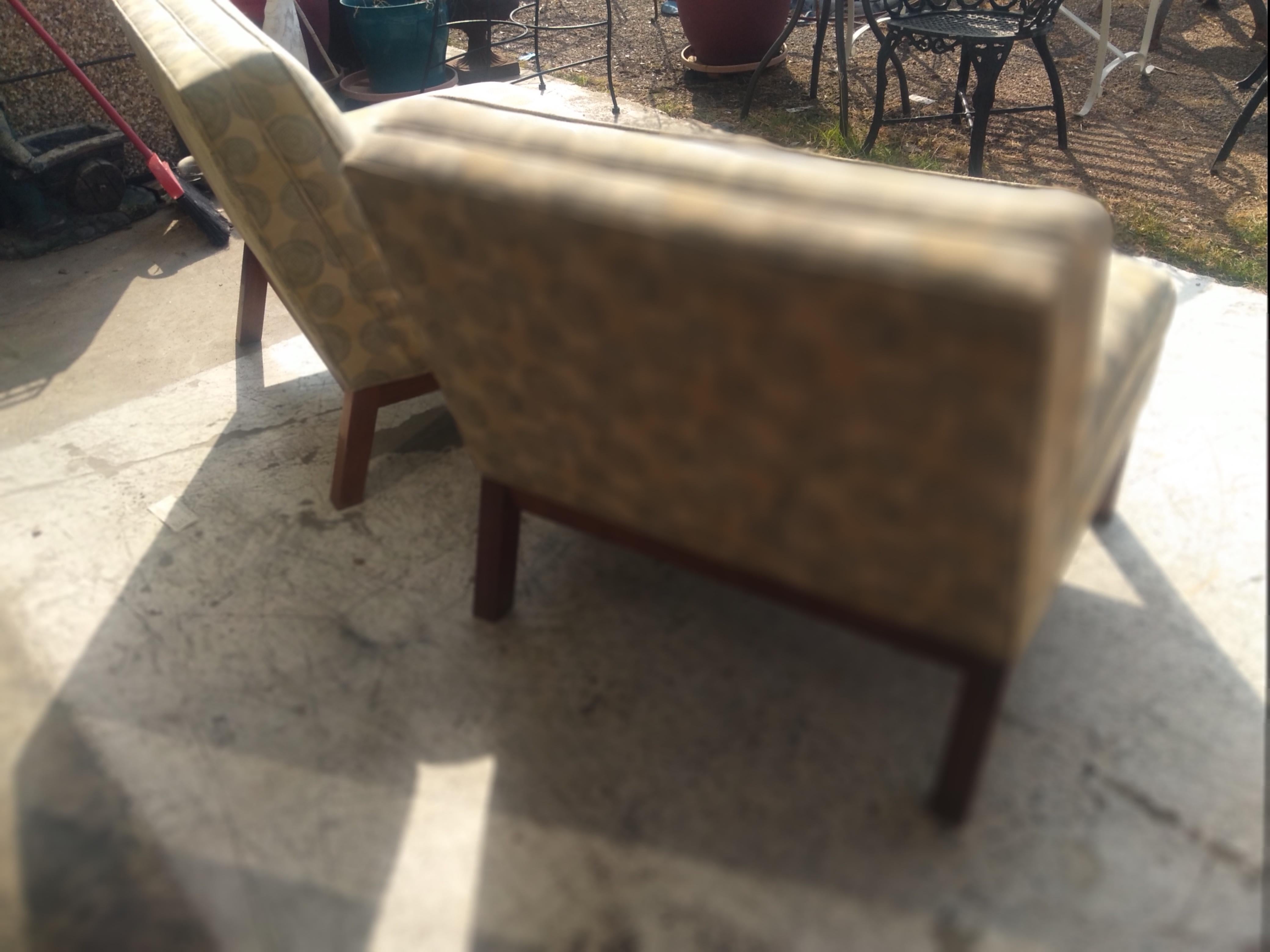 Américain Paire de chaises pantoufles modernes de style Edward Wormley en vente