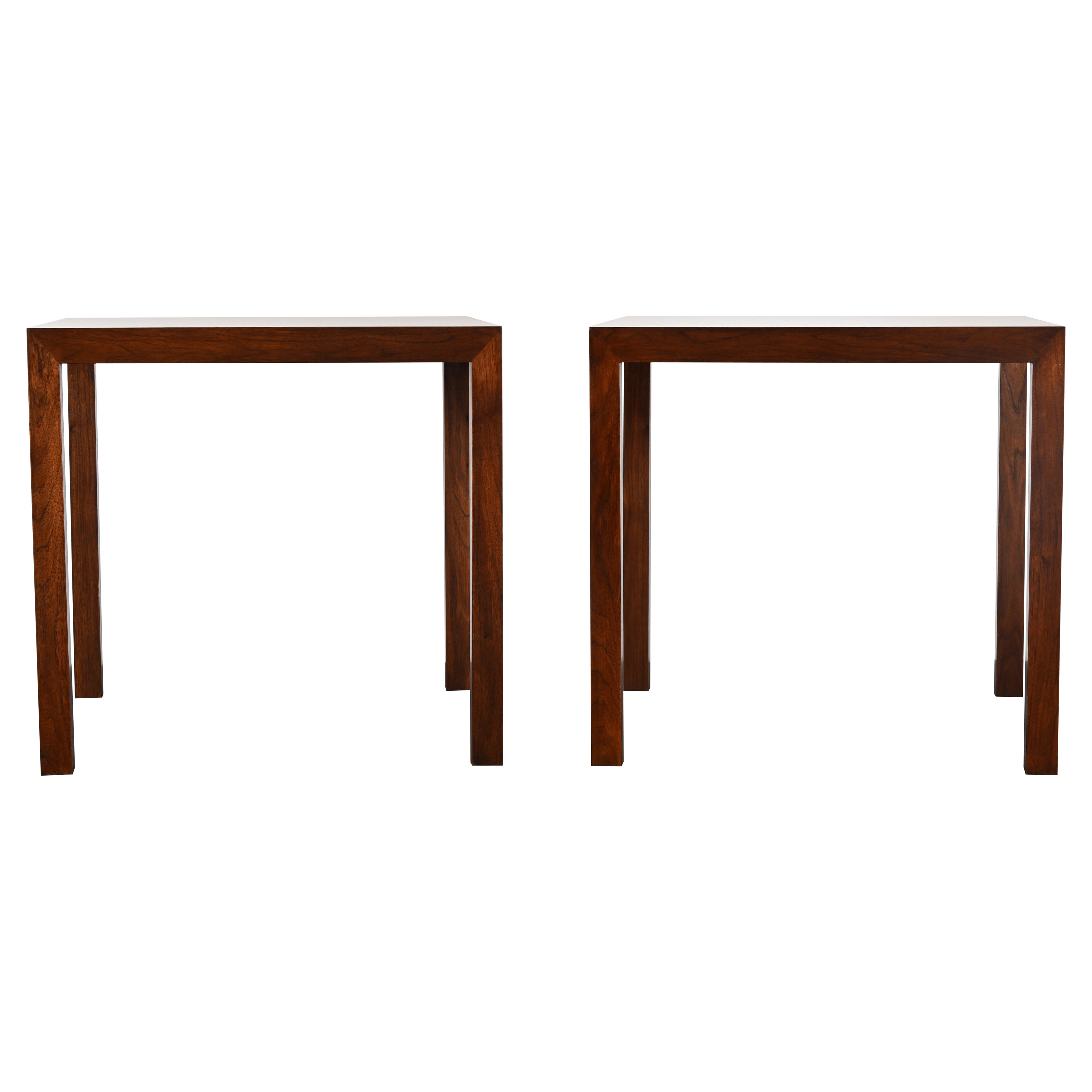 Paire de tables d'appoint en noyer Edward Wormley pour Dunbar, 1974 en vente