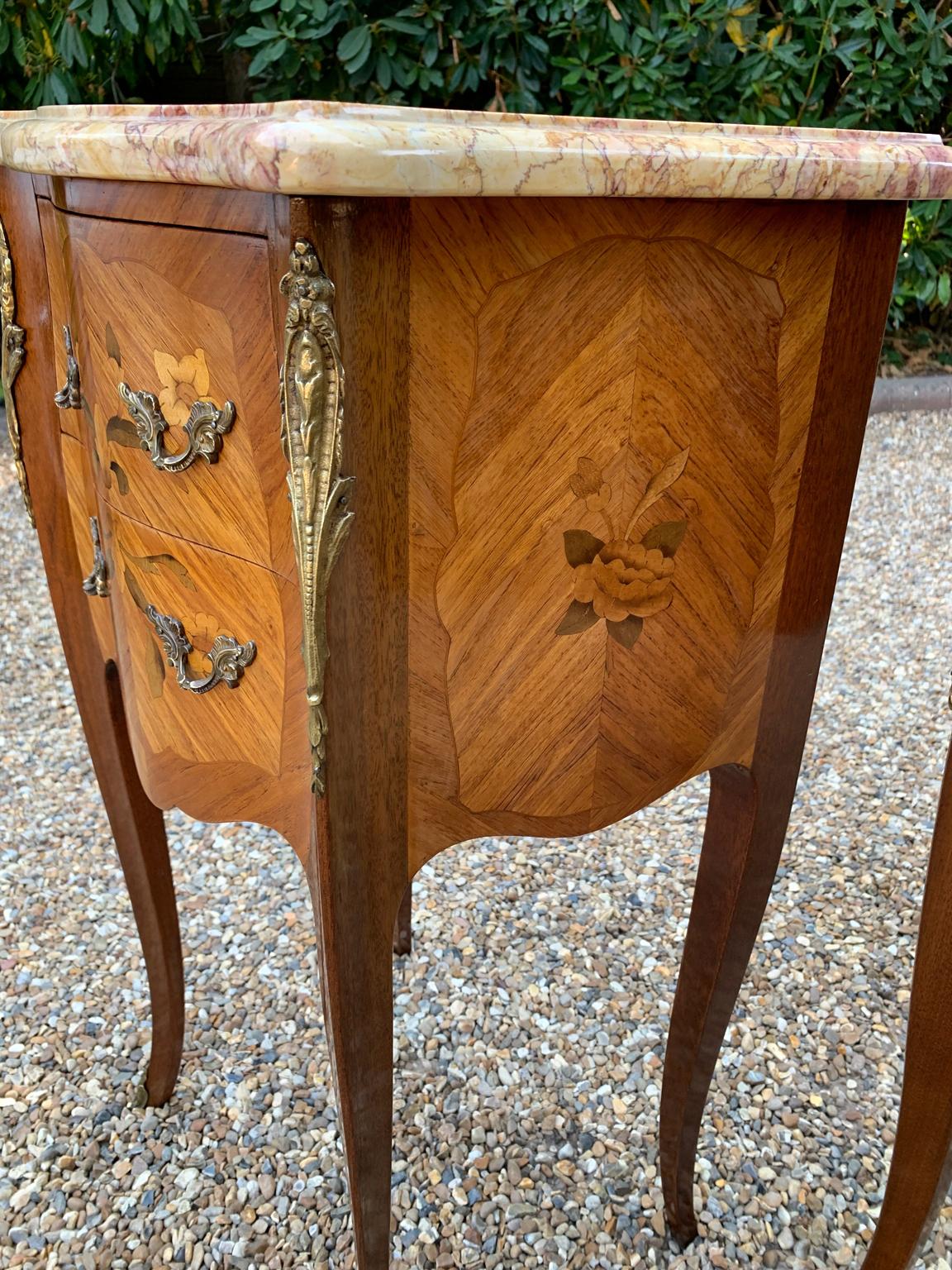 Pair of Edwardian / 1920’s French Walnut & Kingwood Bedsides with Marble Tops 4