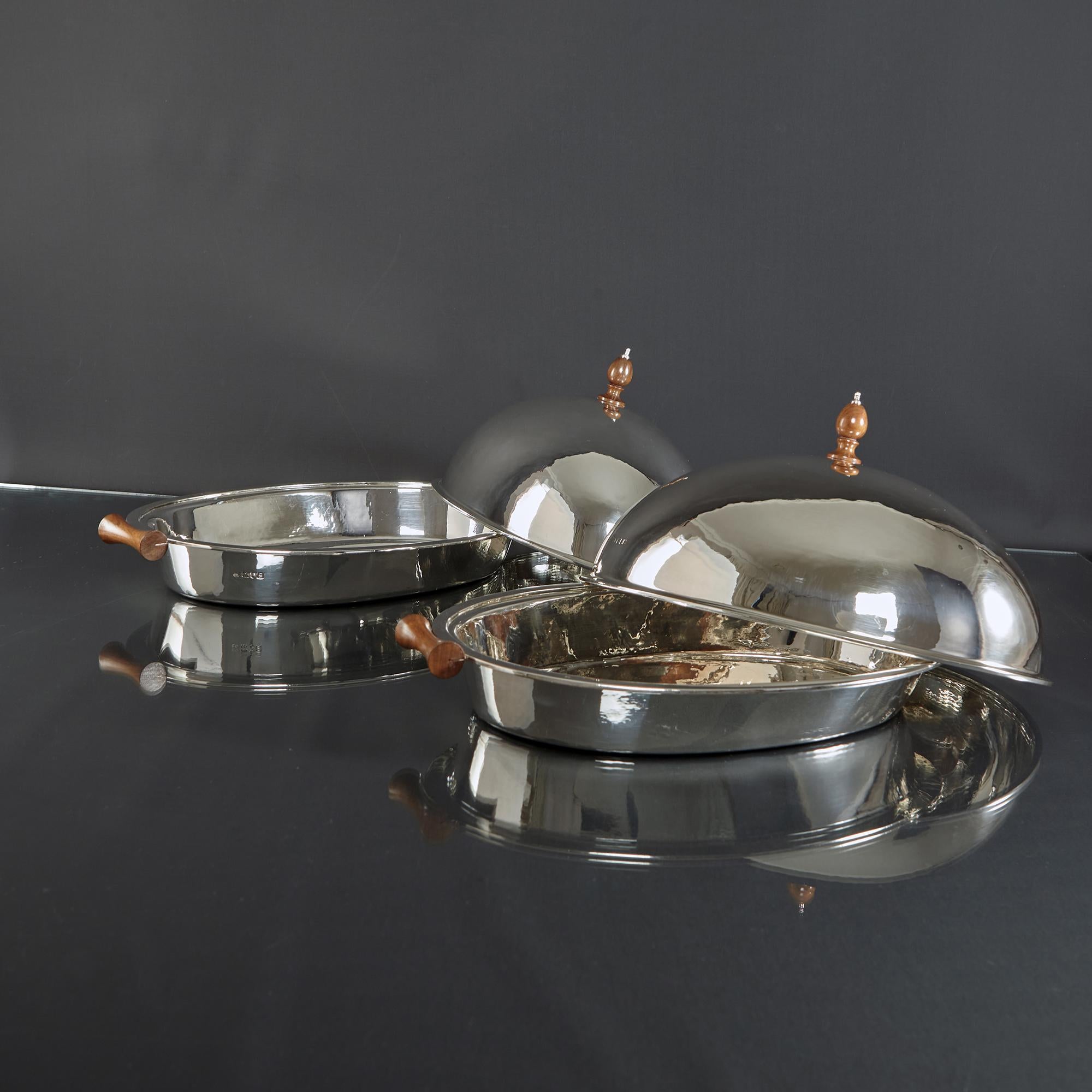 Paire de plats de service et couvercles en argent ancien édouardien en vente 2