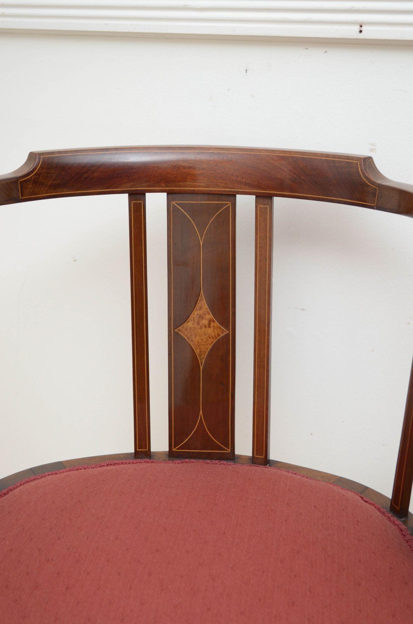 Pair of Edwardian Chairs in Mahogany In Good Condition In Whaley Bridge, GB